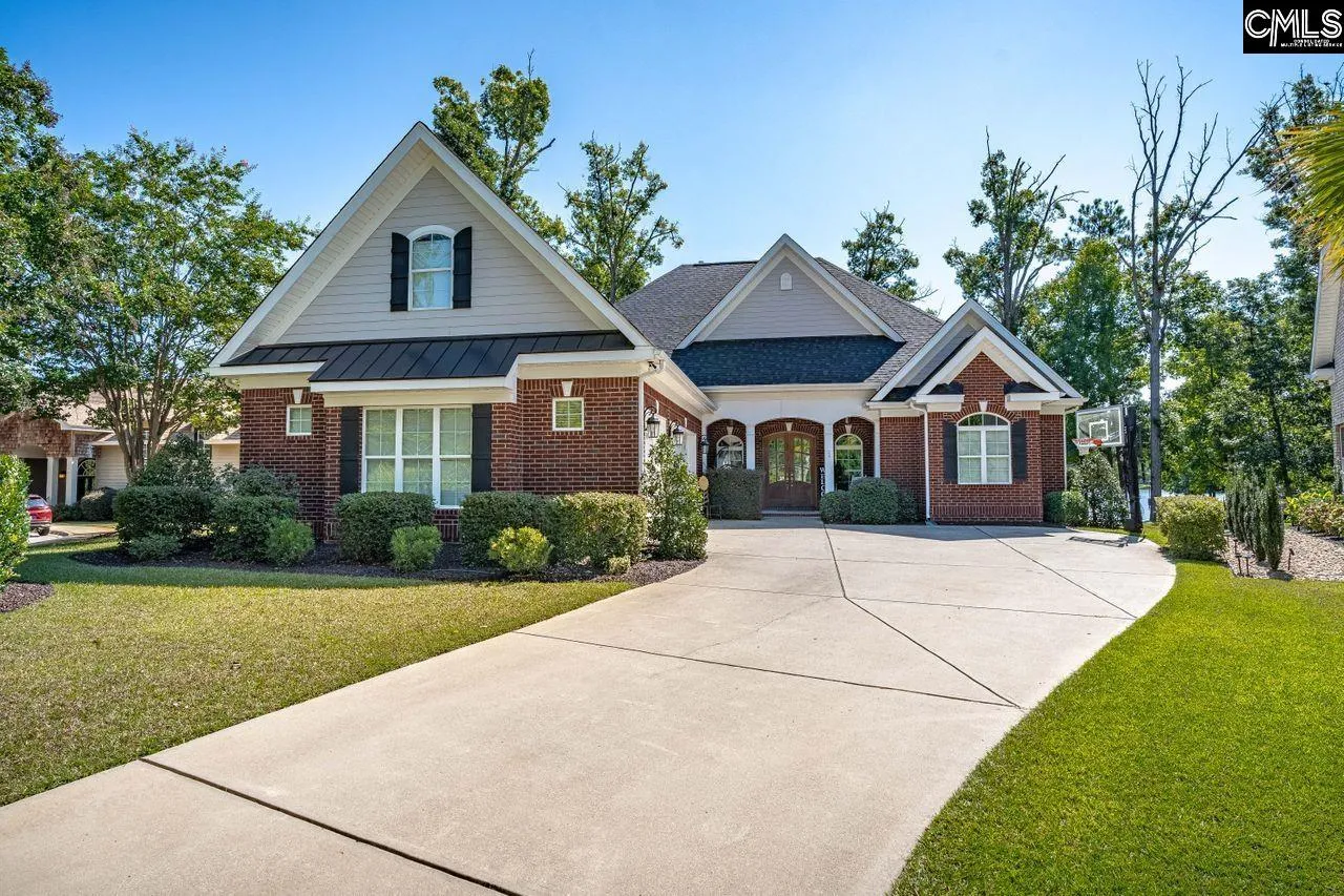Summerlake, Lexington Community
