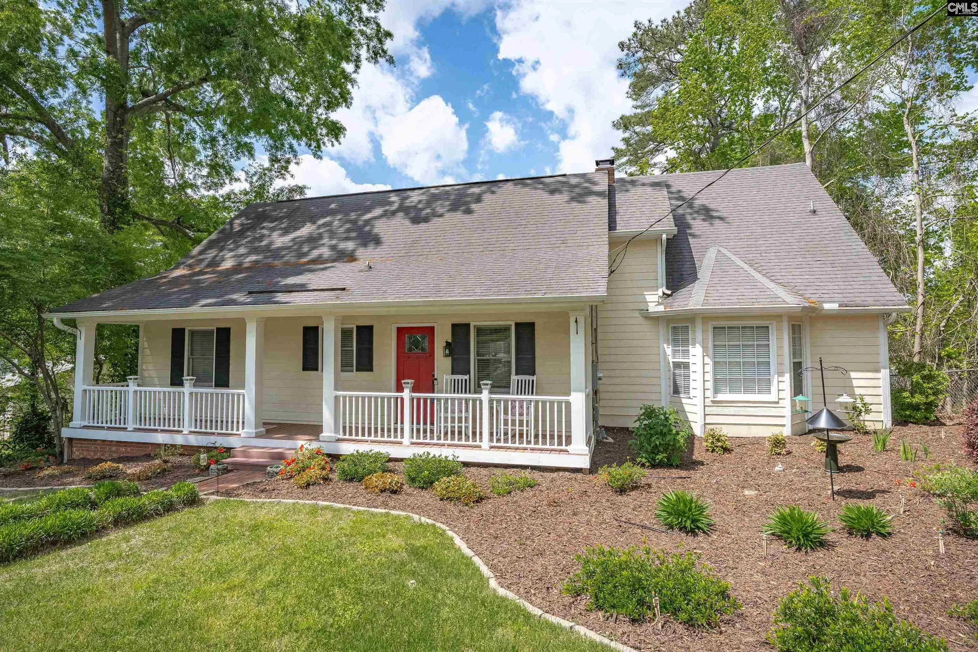Fox Trail, Lexington Community