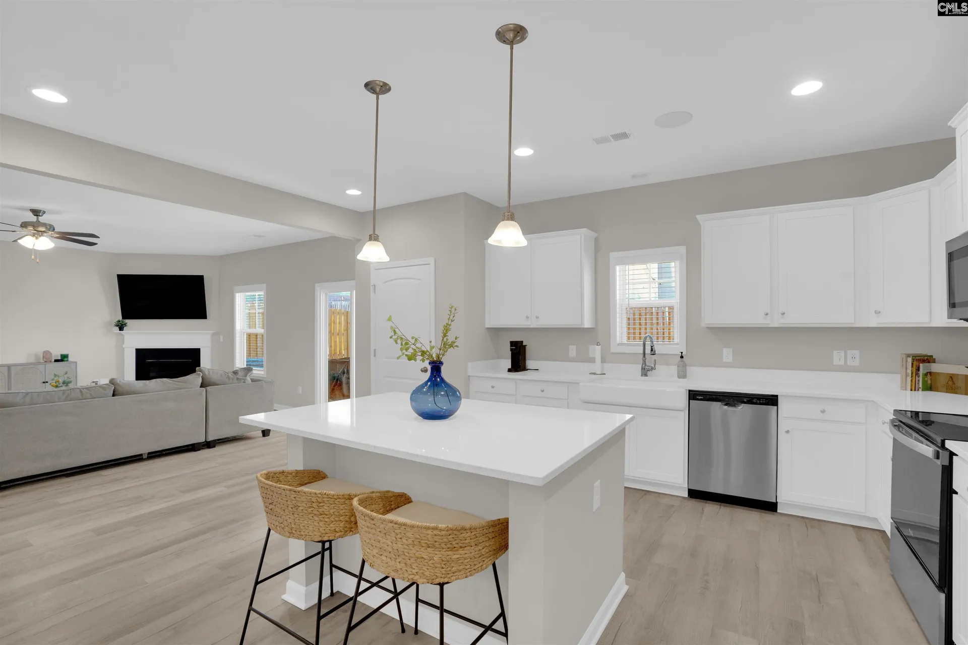 Carrington, Lexington Community