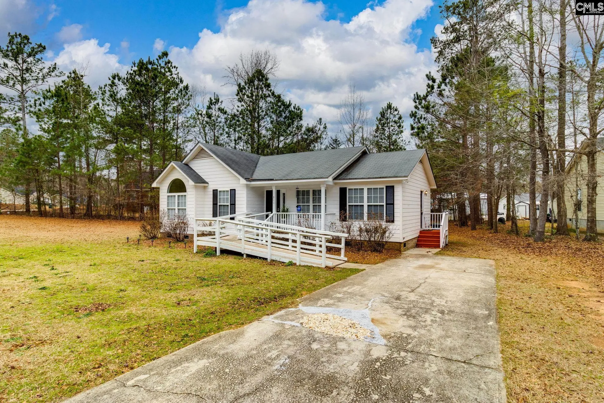 Property image 2 at 211 Chatham Circle, Winnsboro, SC 29180