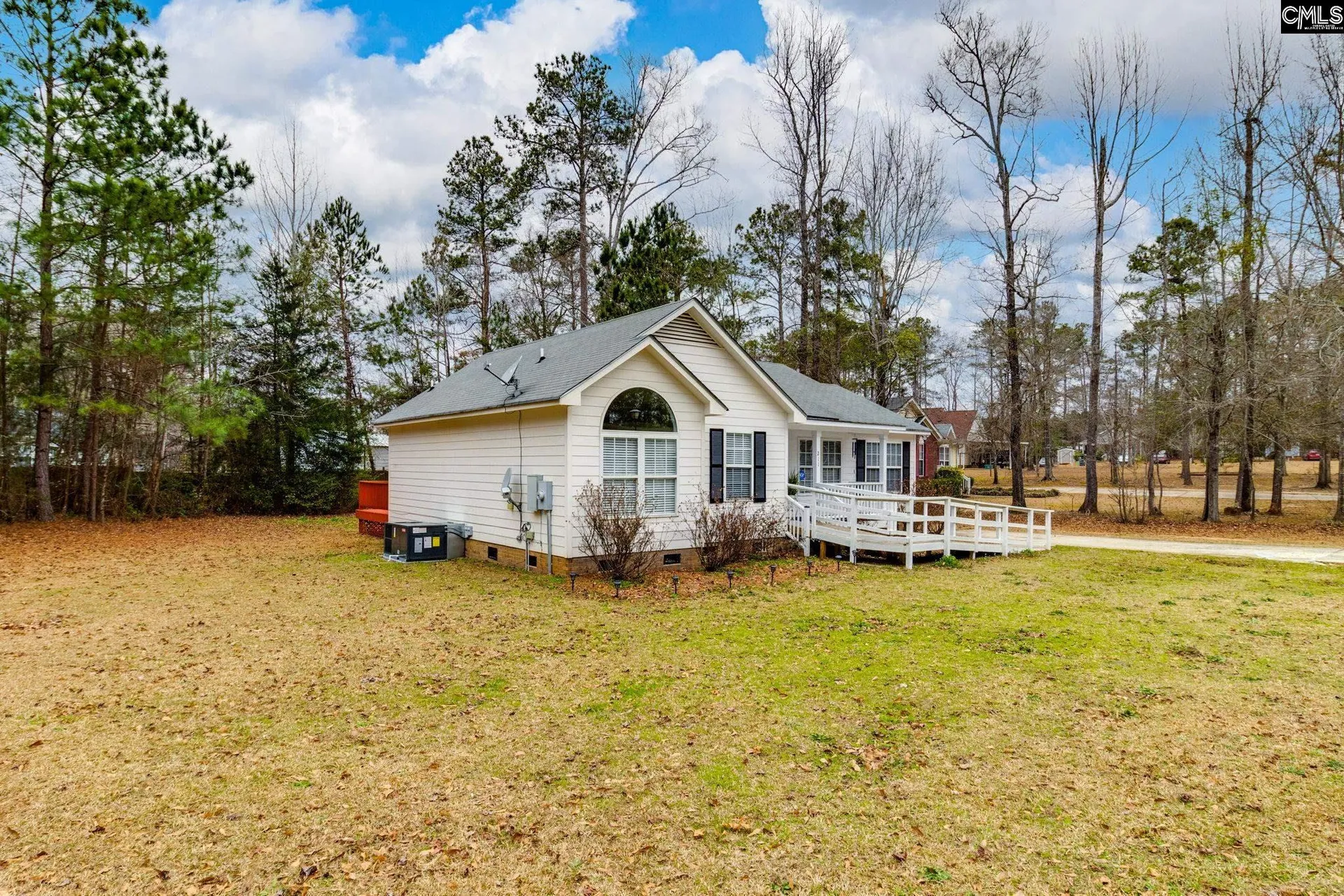 Property image 3 at 211 Chatham Circle, Winnsboro, SC 29180