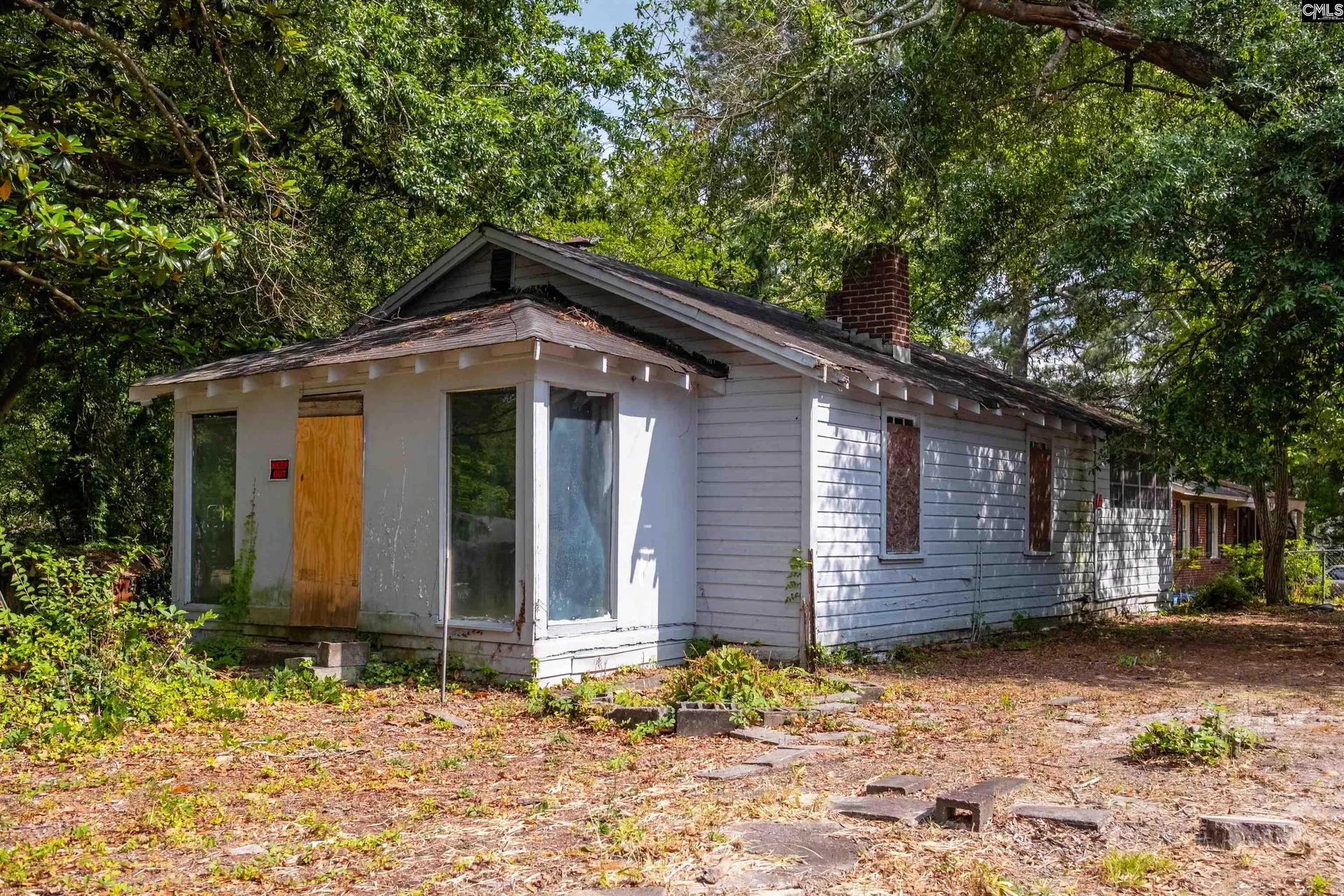 1361 Kingston Road