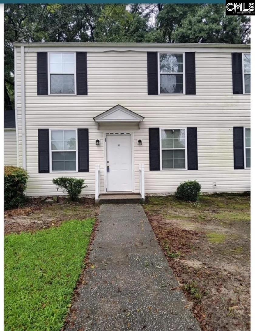 Woodland Terrace, Columbia Community