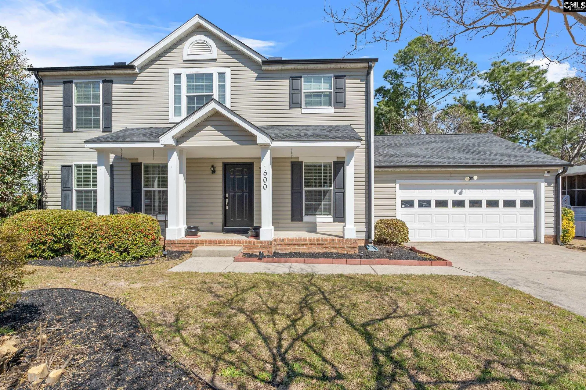 Forest Green, Columbia Community
