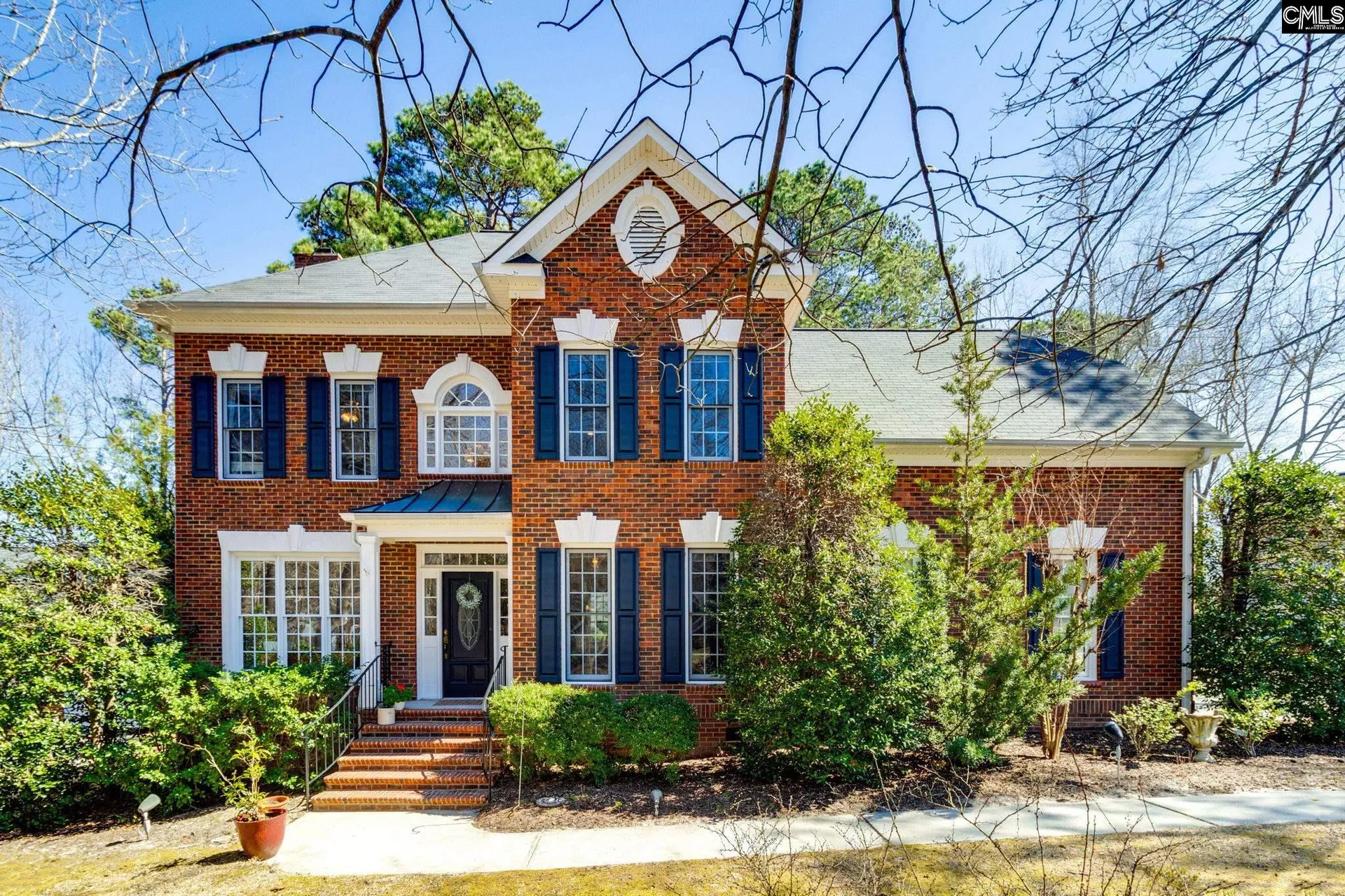 6 Winding Wood Court