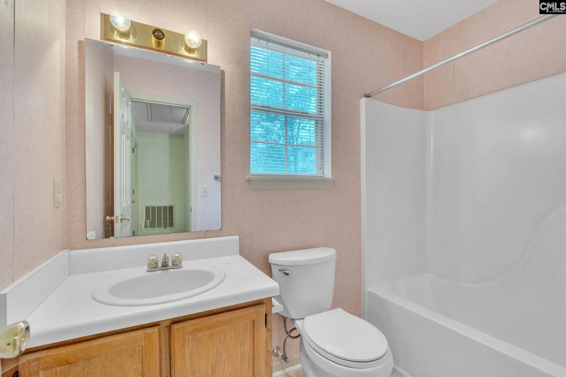Property image 3 at 6 Abberton Court, Columbia, SC 29229