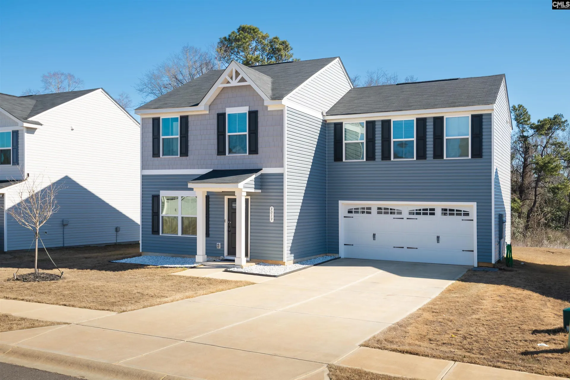 Cameron Ridge, Columbia Community