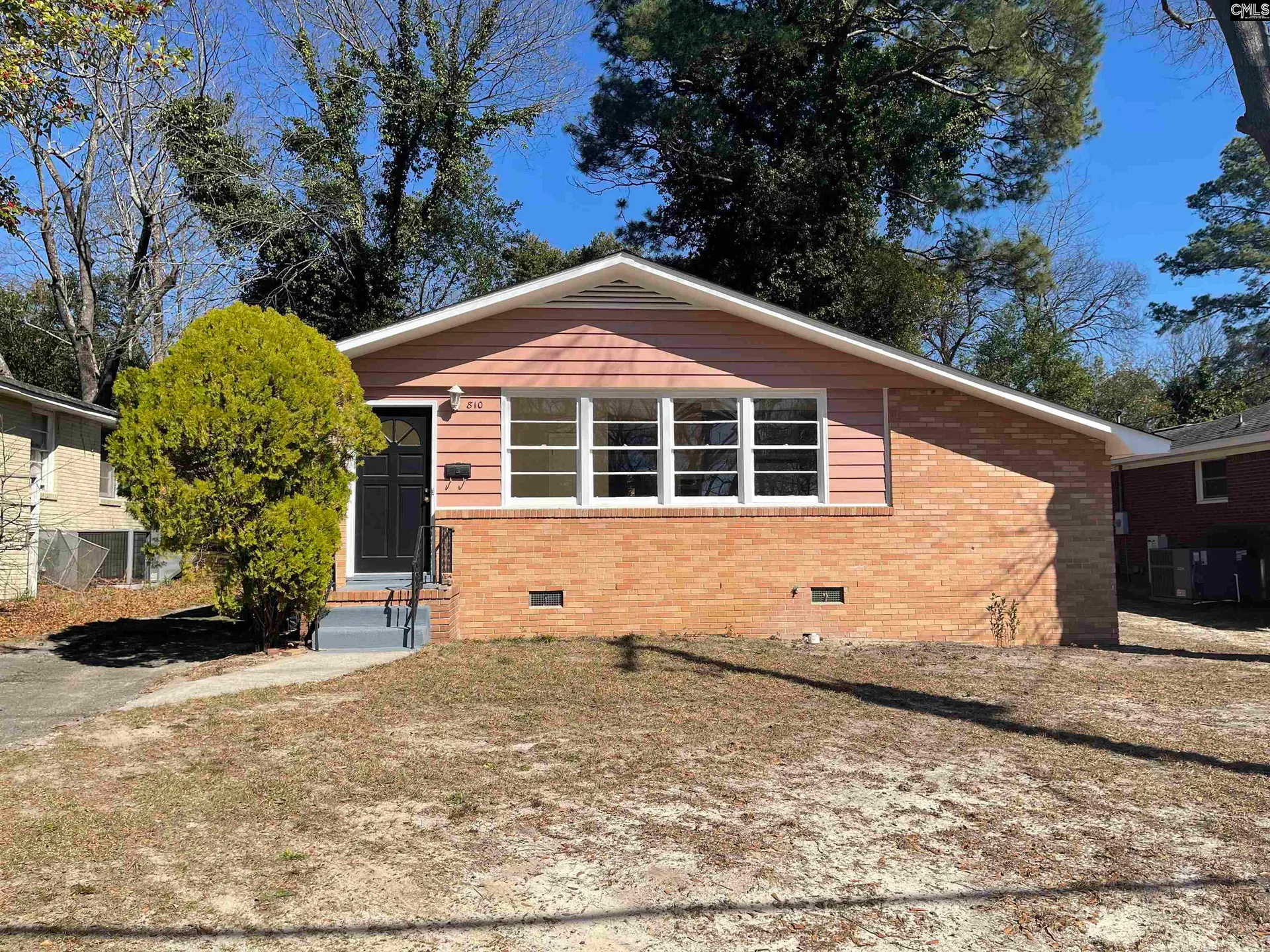 810 S WOODROW