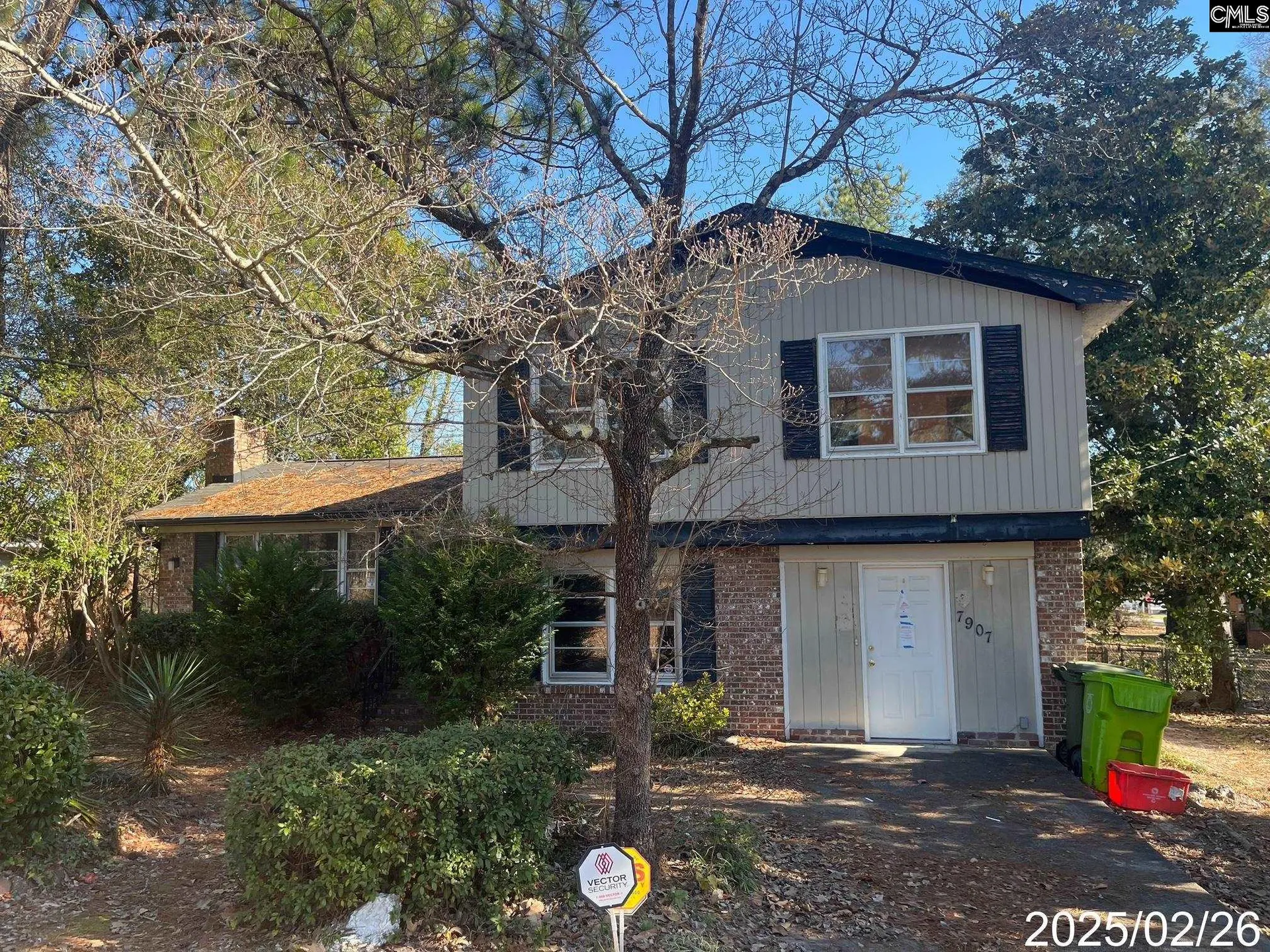 Springwood Lakes, Columbia Community