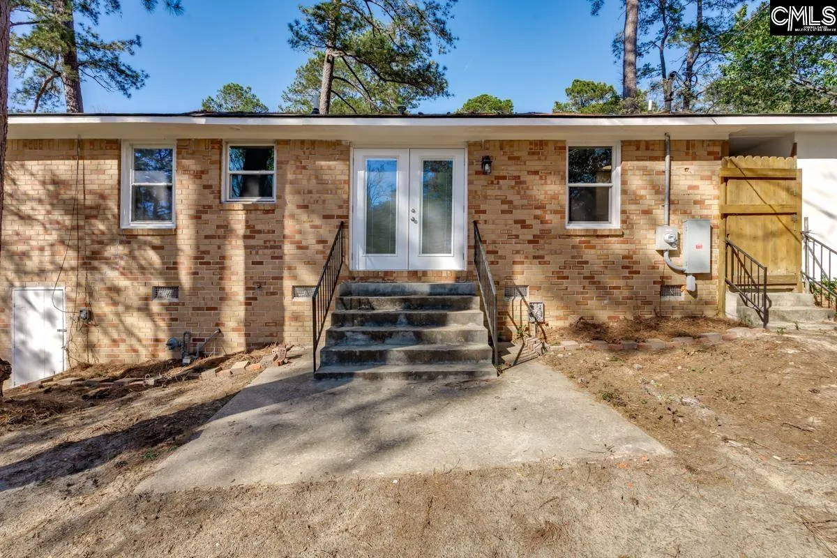 Property image 3 at 100 Hanover Avenue, Columbia, SC 29203-4015