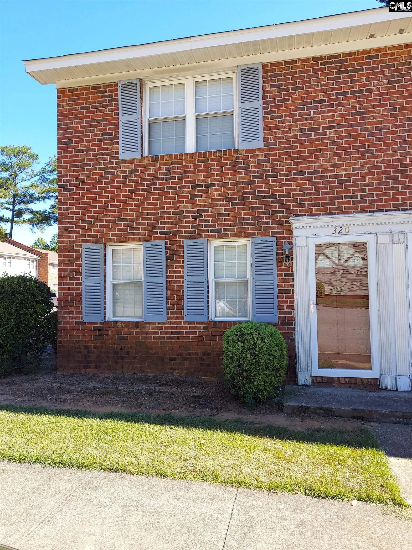 320 Cambout Street