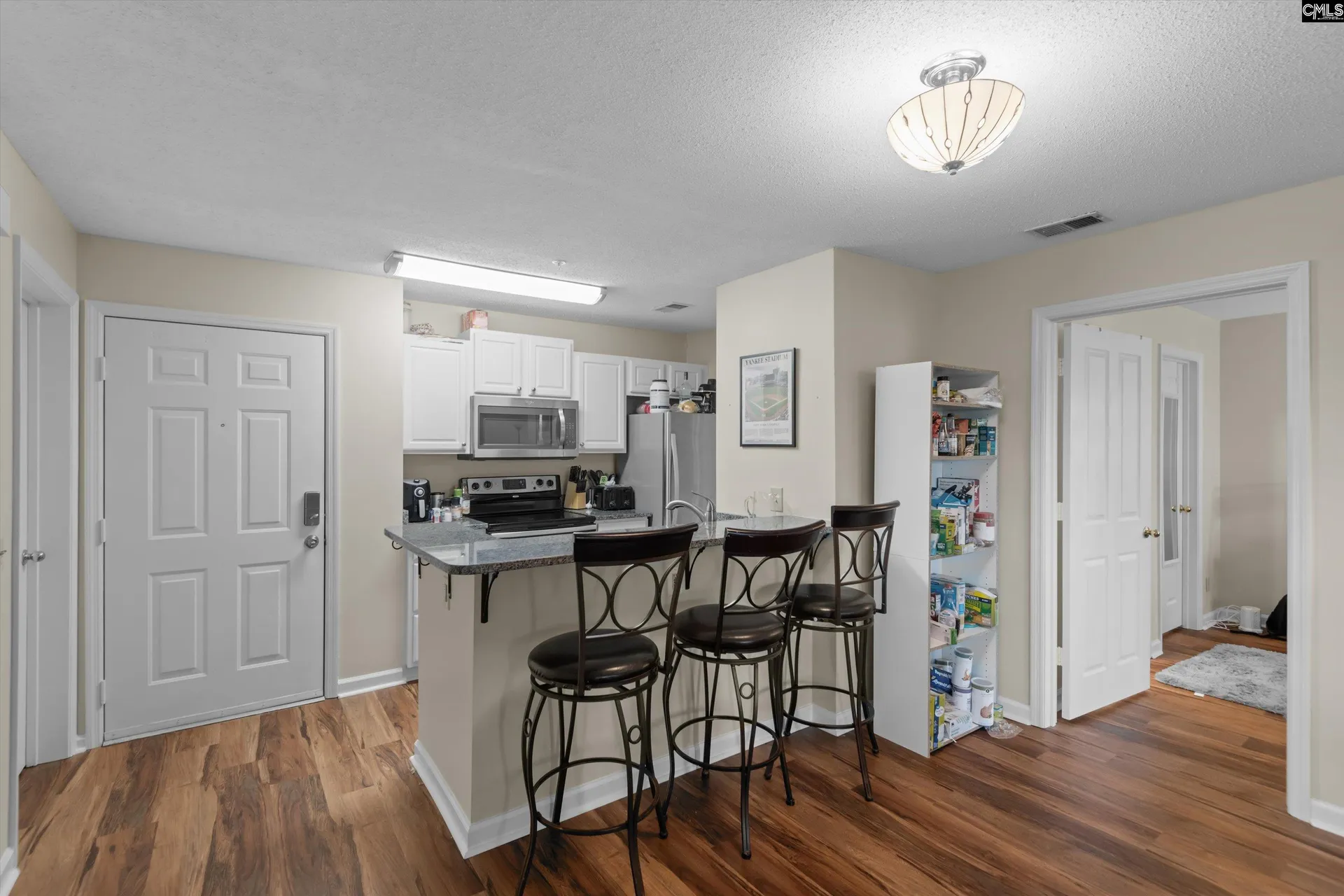 Property image 3 at 900 Taylor Street 201, Columbia, SC 29201
