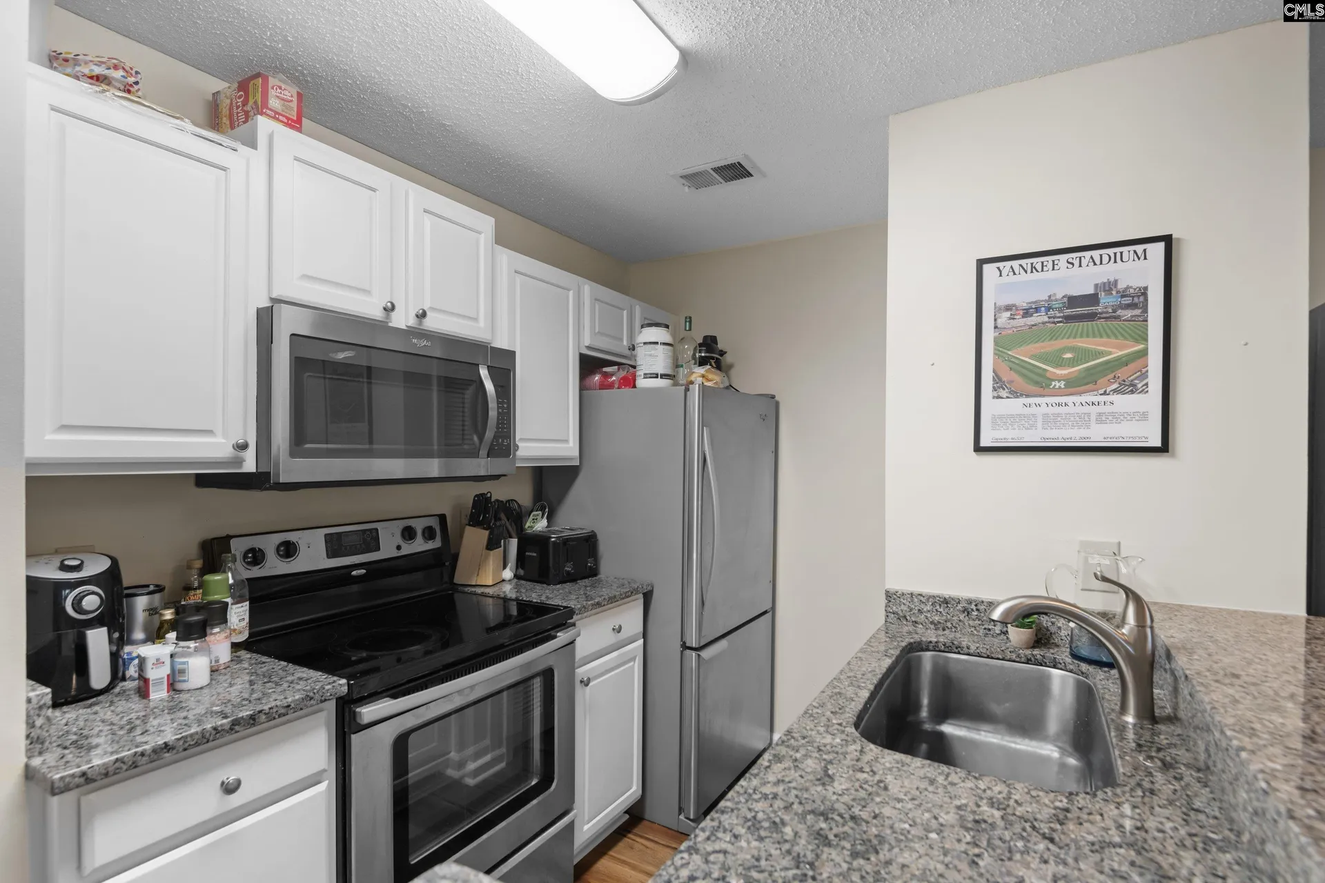 Property image 4 at 900 Taylor Street 201, Columbia, SC 29201