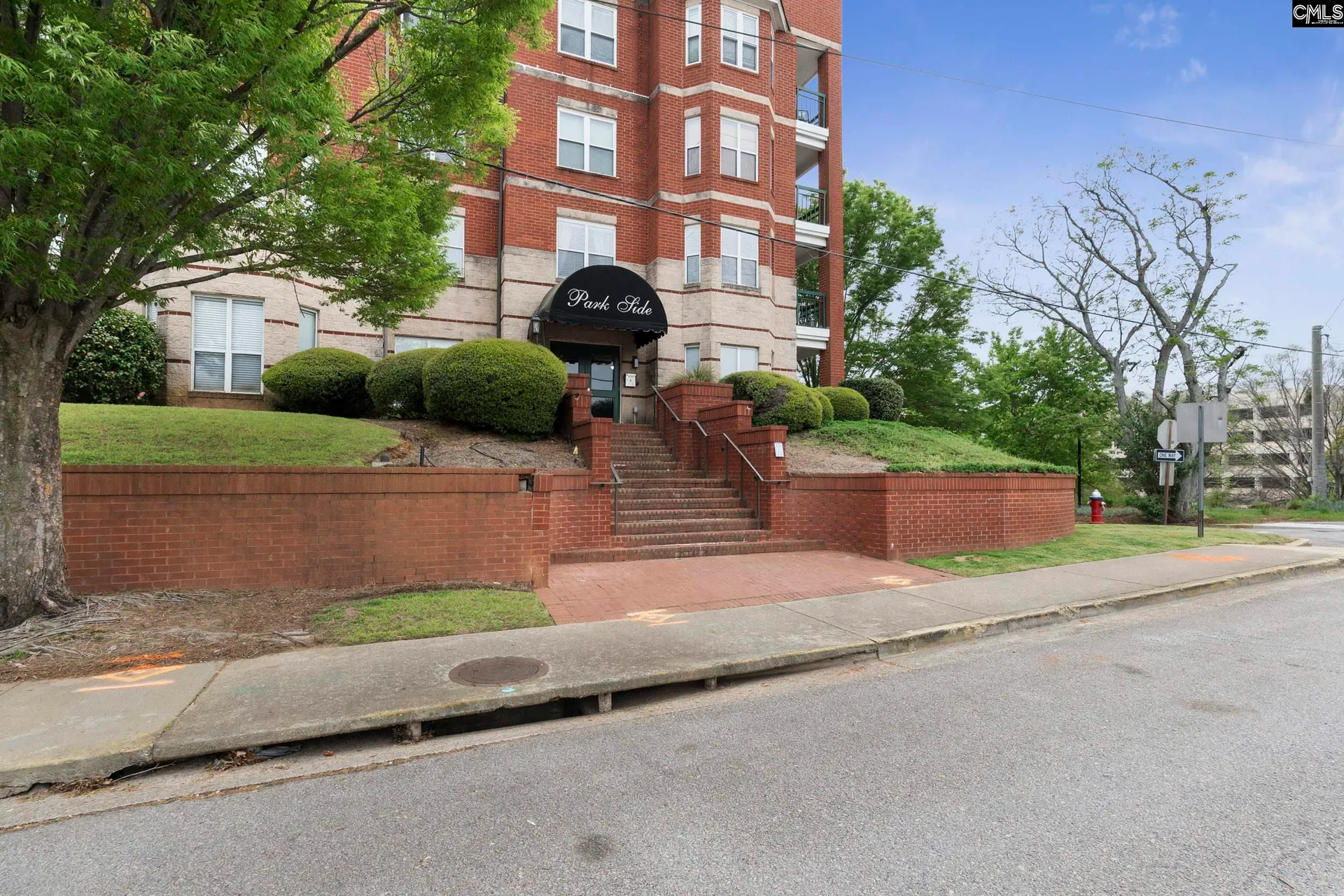 Property image 3 at 900 Taylor 206, Columbia, SC 29201