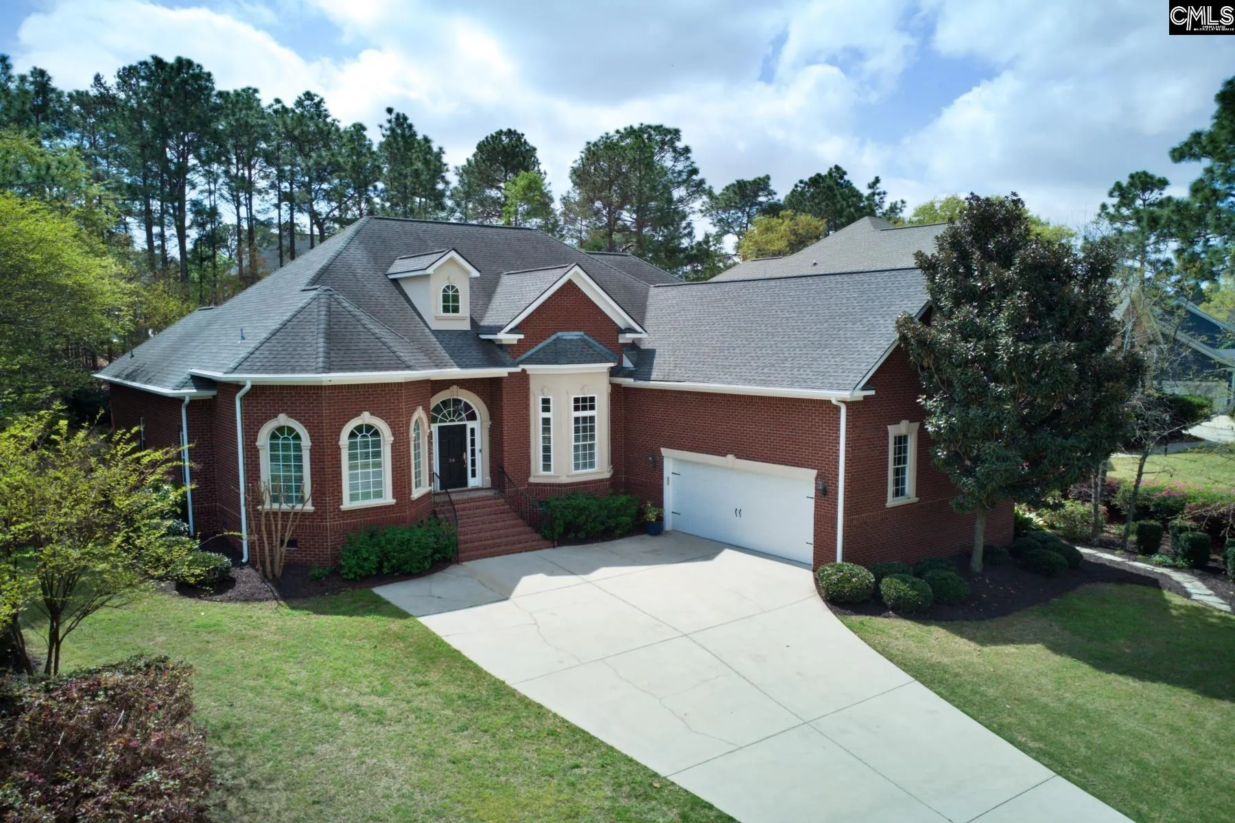 34 Shoreline Dr