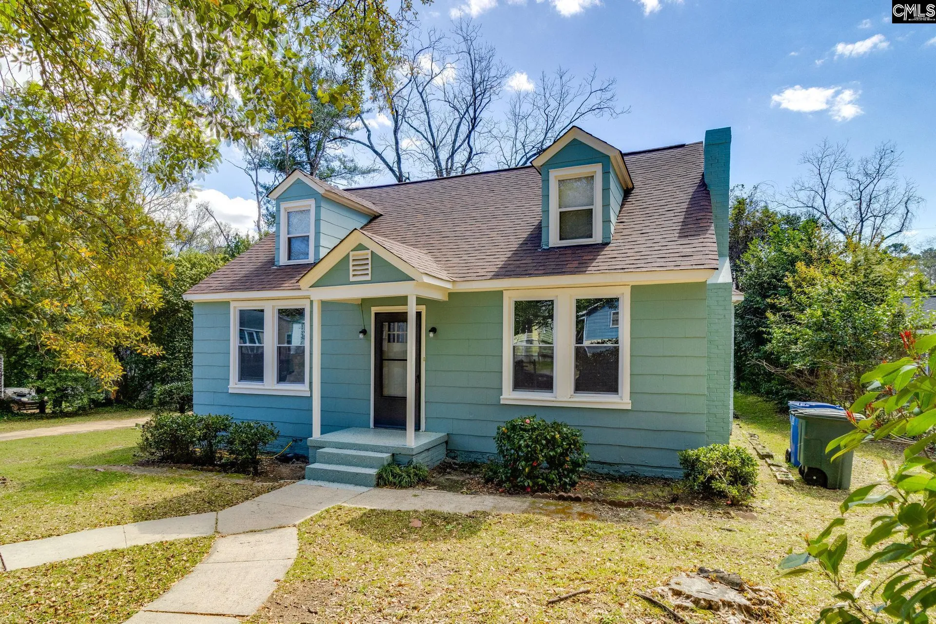 Byrneswood, Columbia Community