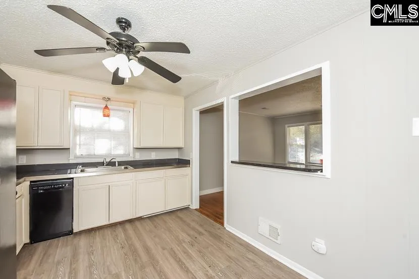 Property image 5 at 920 S Ott Road, Columbia, SC 29205