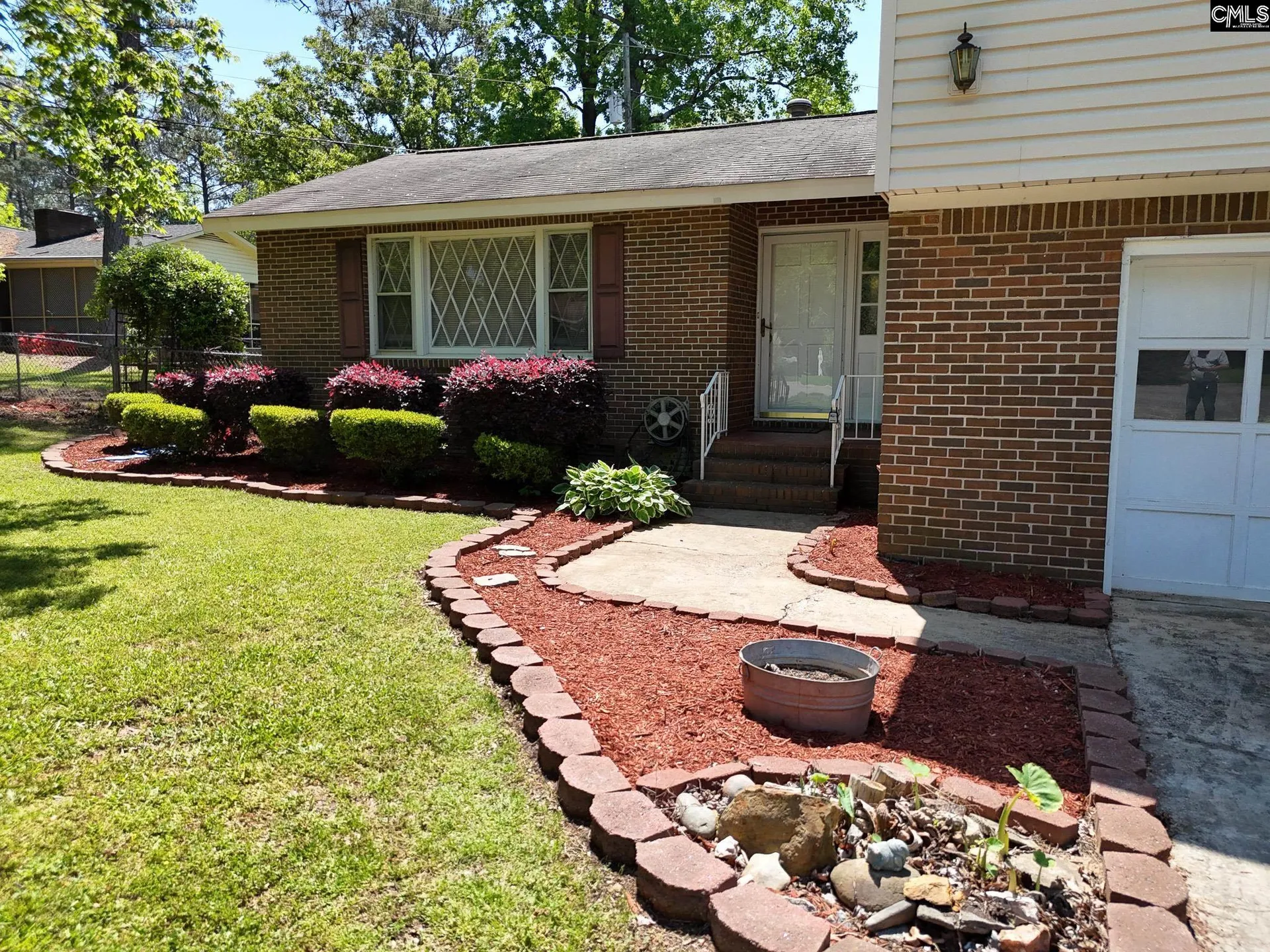 Property image 2 at 107 Lyndhurst Court, Columbia, SC 29212