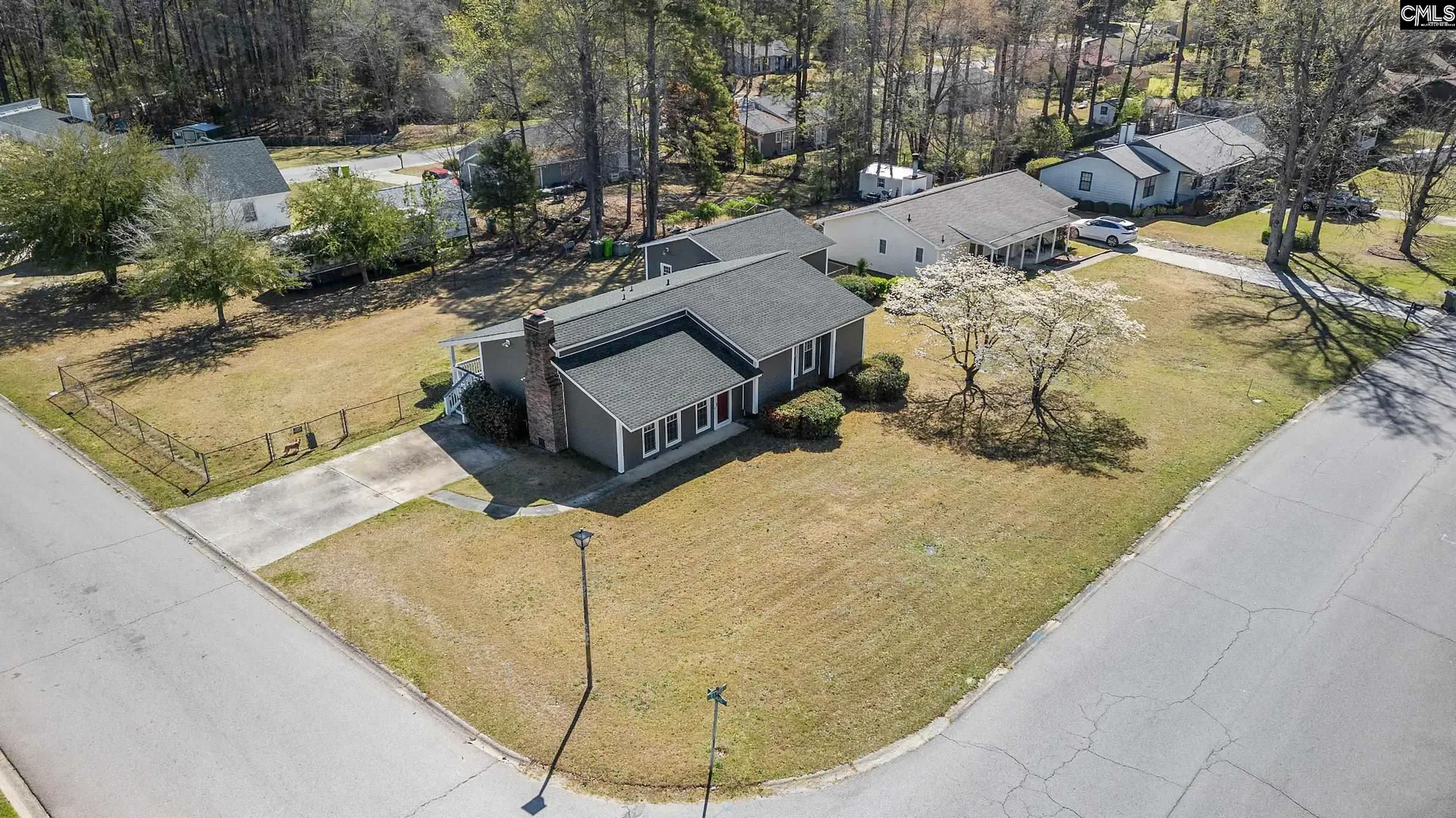 Clear Springs, Columbia Community
