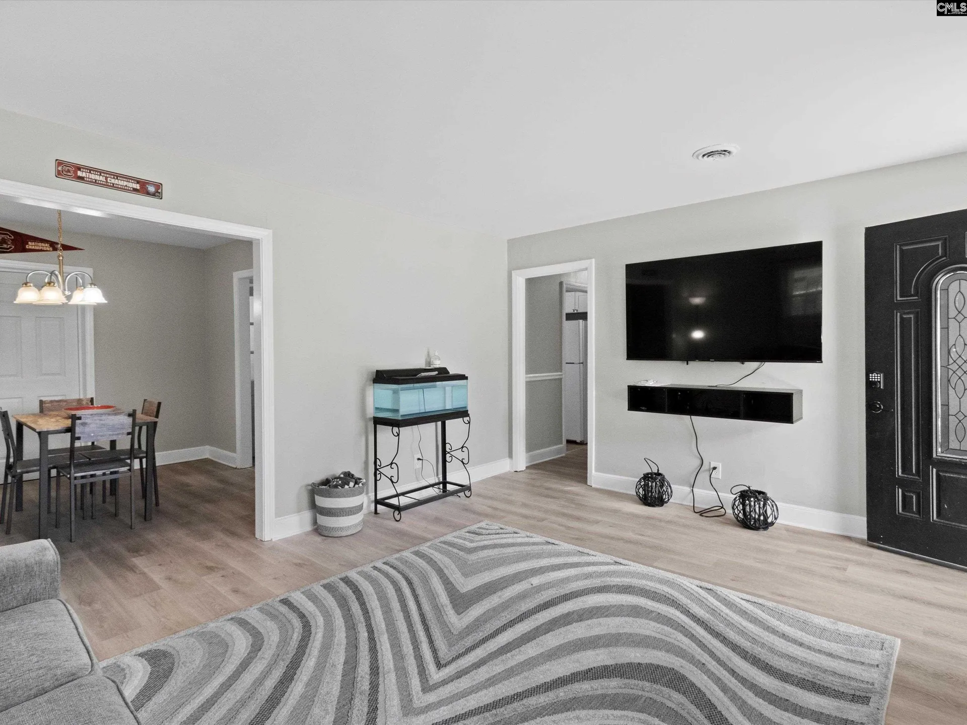 Property image 3 at 1342 Karlaney Avenue, Cayce, SC 29033