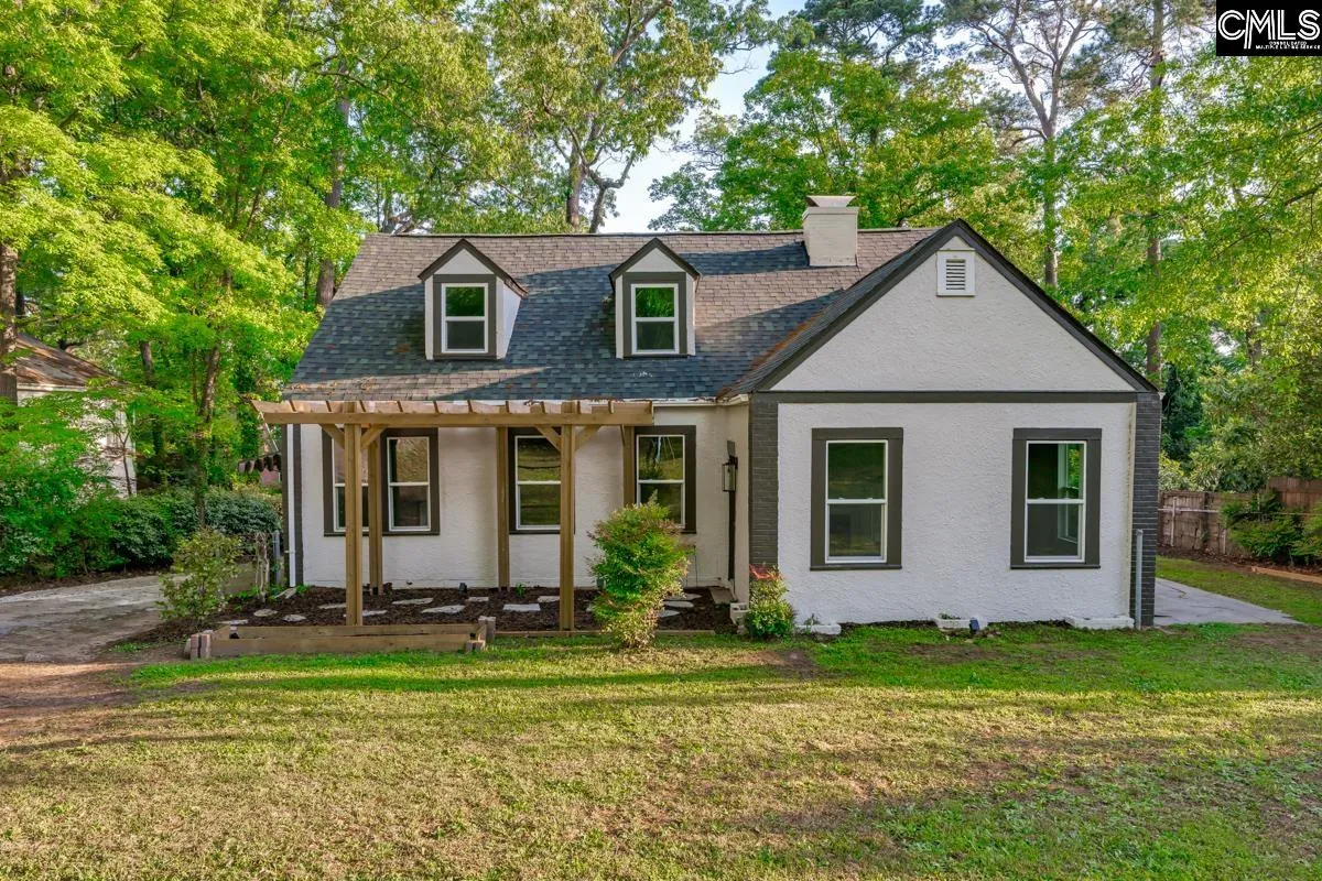 Melrose Heights, Columbia Community