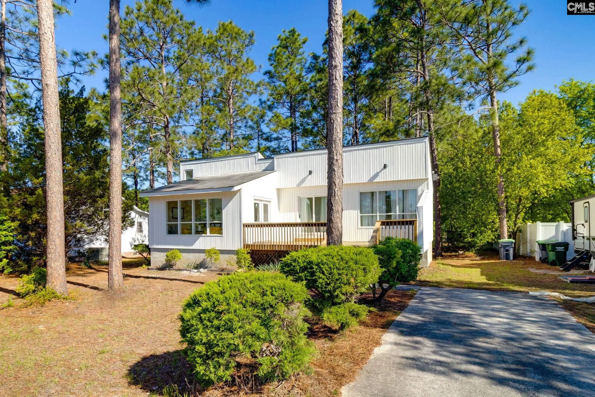Wrenwood, Lexington Community