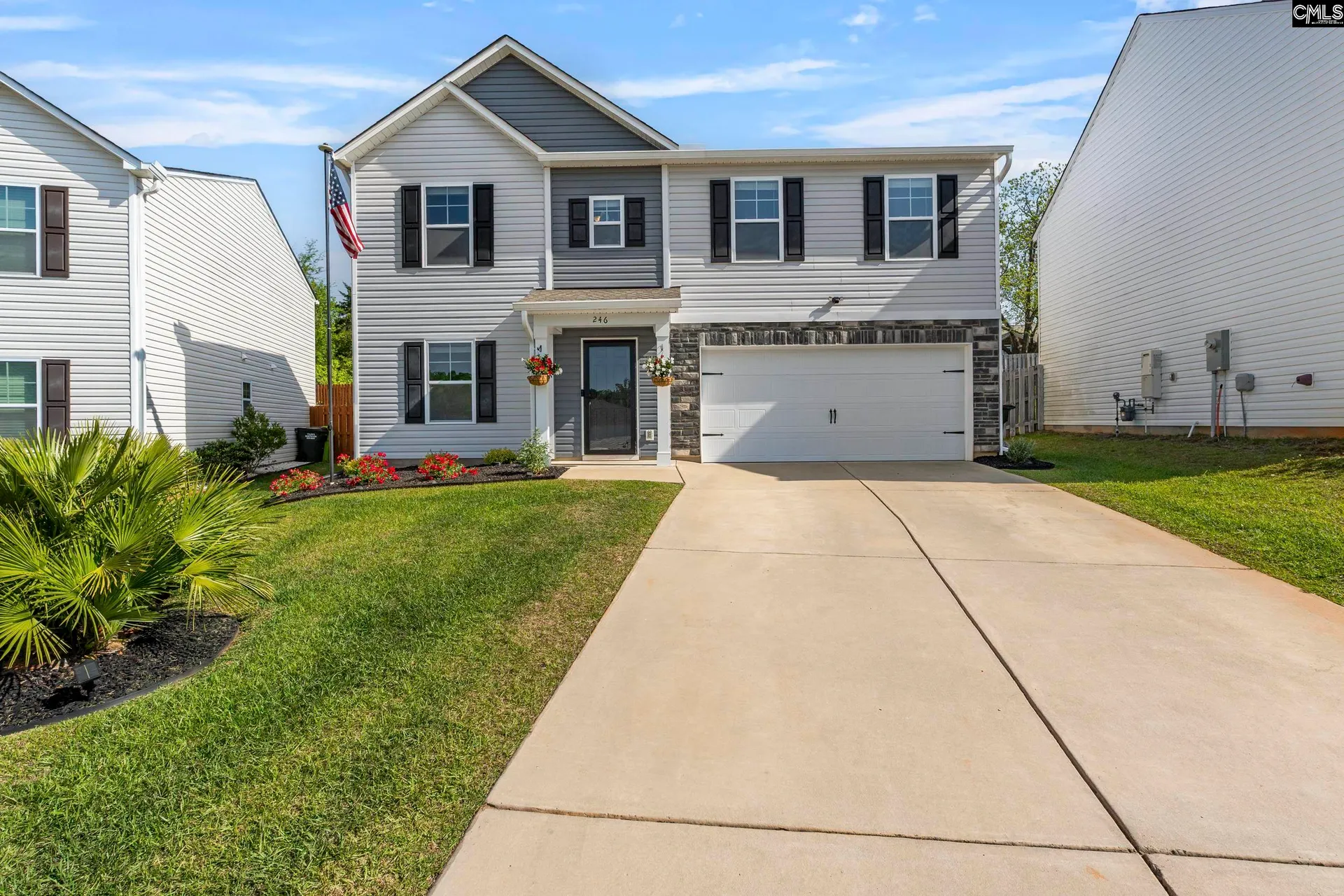 Livingston Place, Irmo Community
