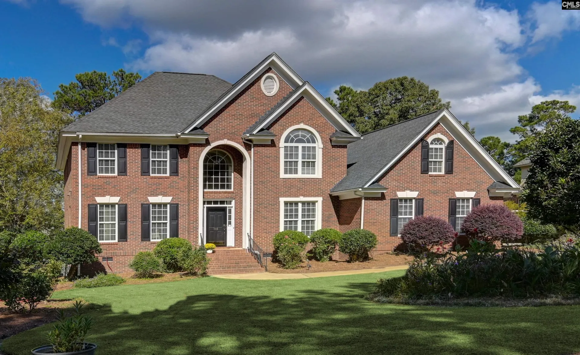 303 N Woodlake Drive