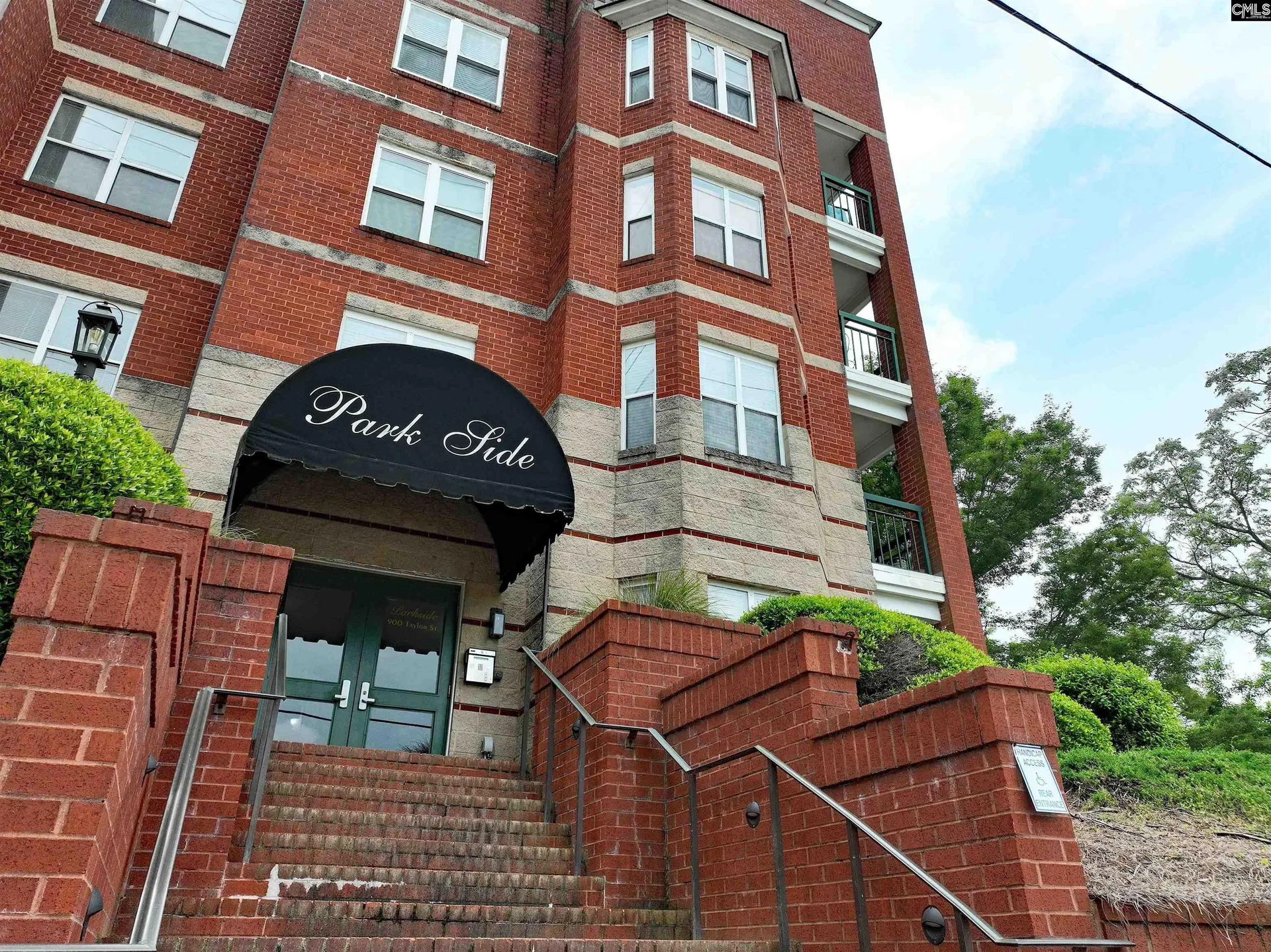 900 Taylor Street 304