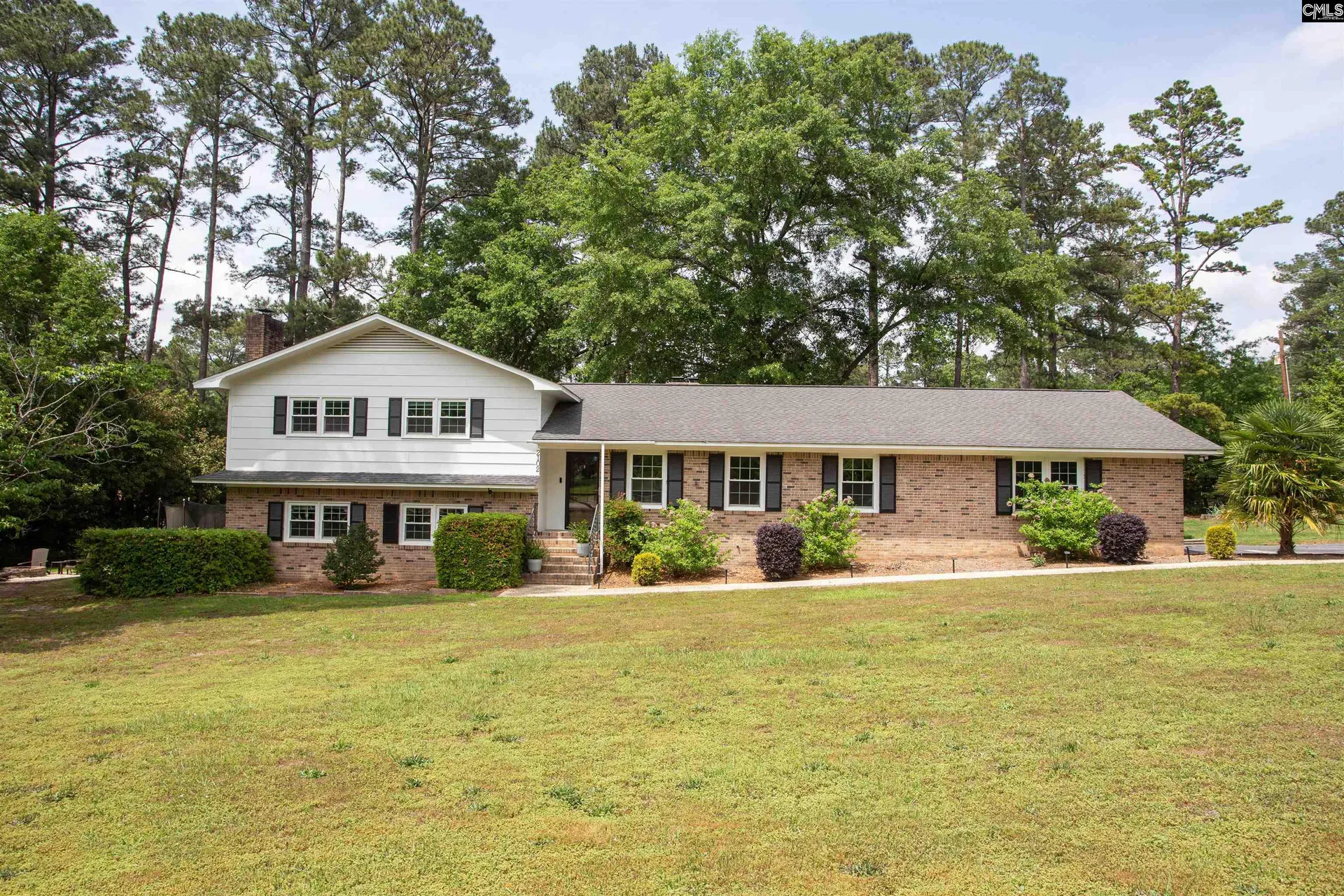 Precipice Hills, Camden Community
