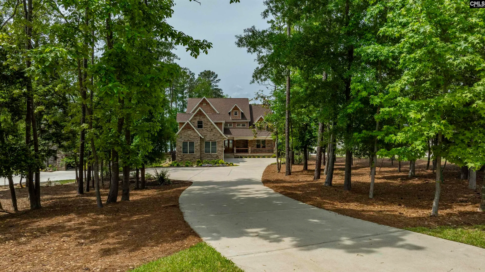 Regatta Point, Columbia Community