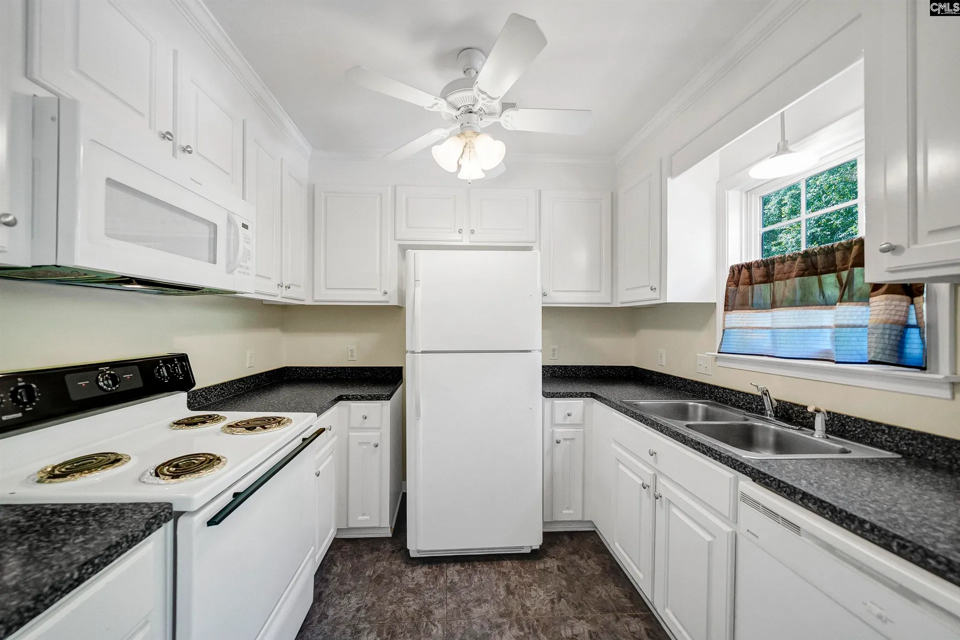 Property image 2 at 424 Cami Forest Lane, Columbia, SC 29209
