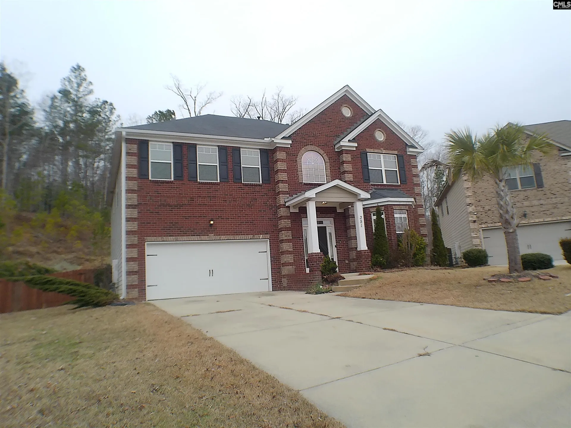 351 view Drive