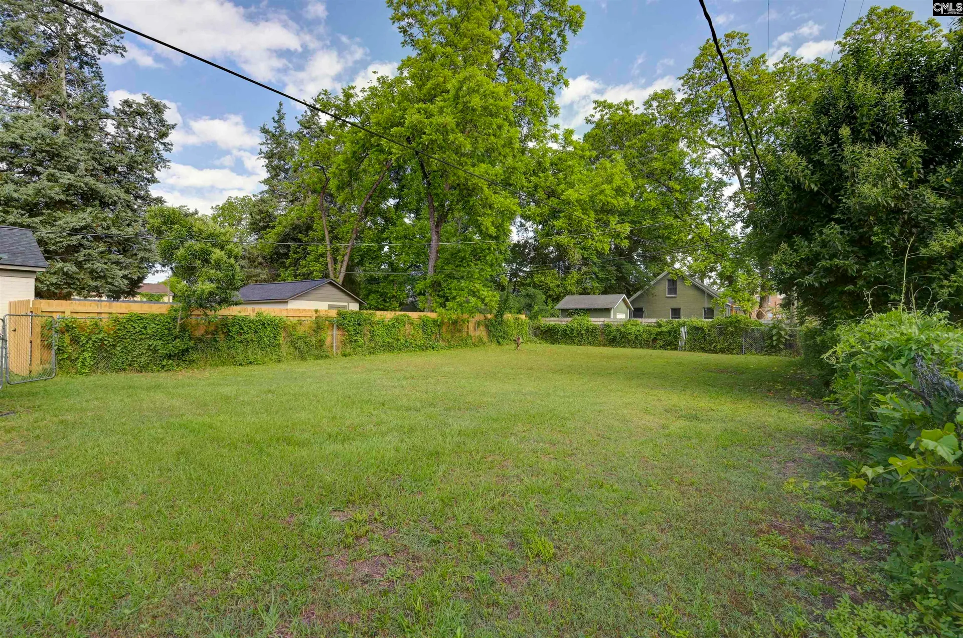 Property image 2 at 518 Michaelmas Avenue, Cayce, SC 29033