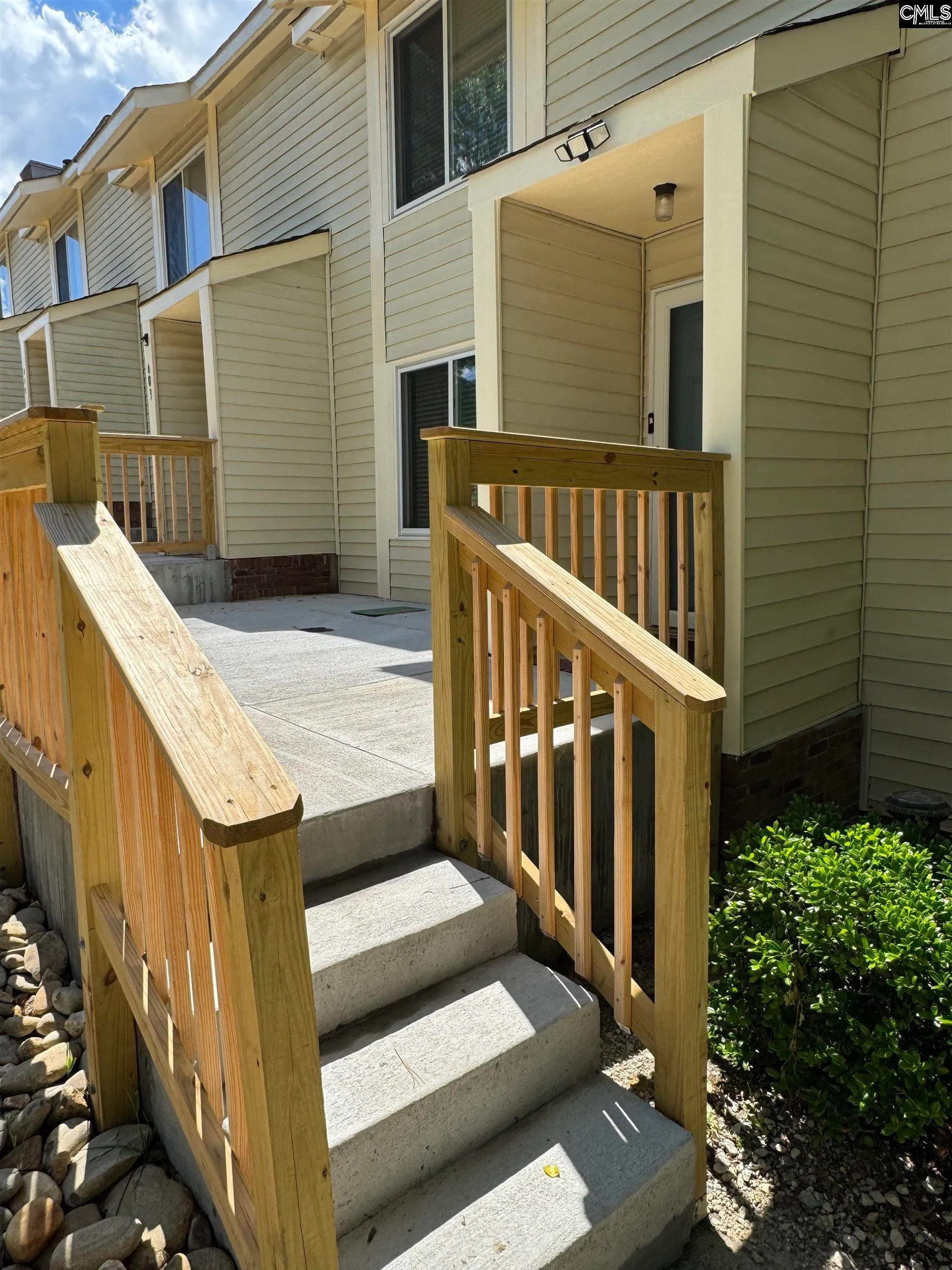 Property image 3 at 604 Picadilly Square, Cayce, SC 29033