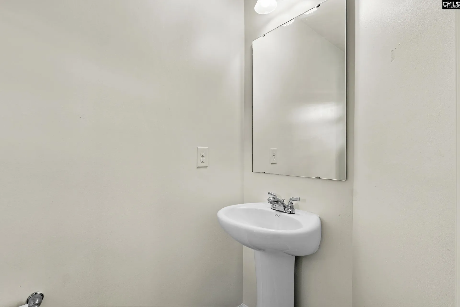 Property image 5 at 2790 Prince Charles Ct, Columbia, SC 29209