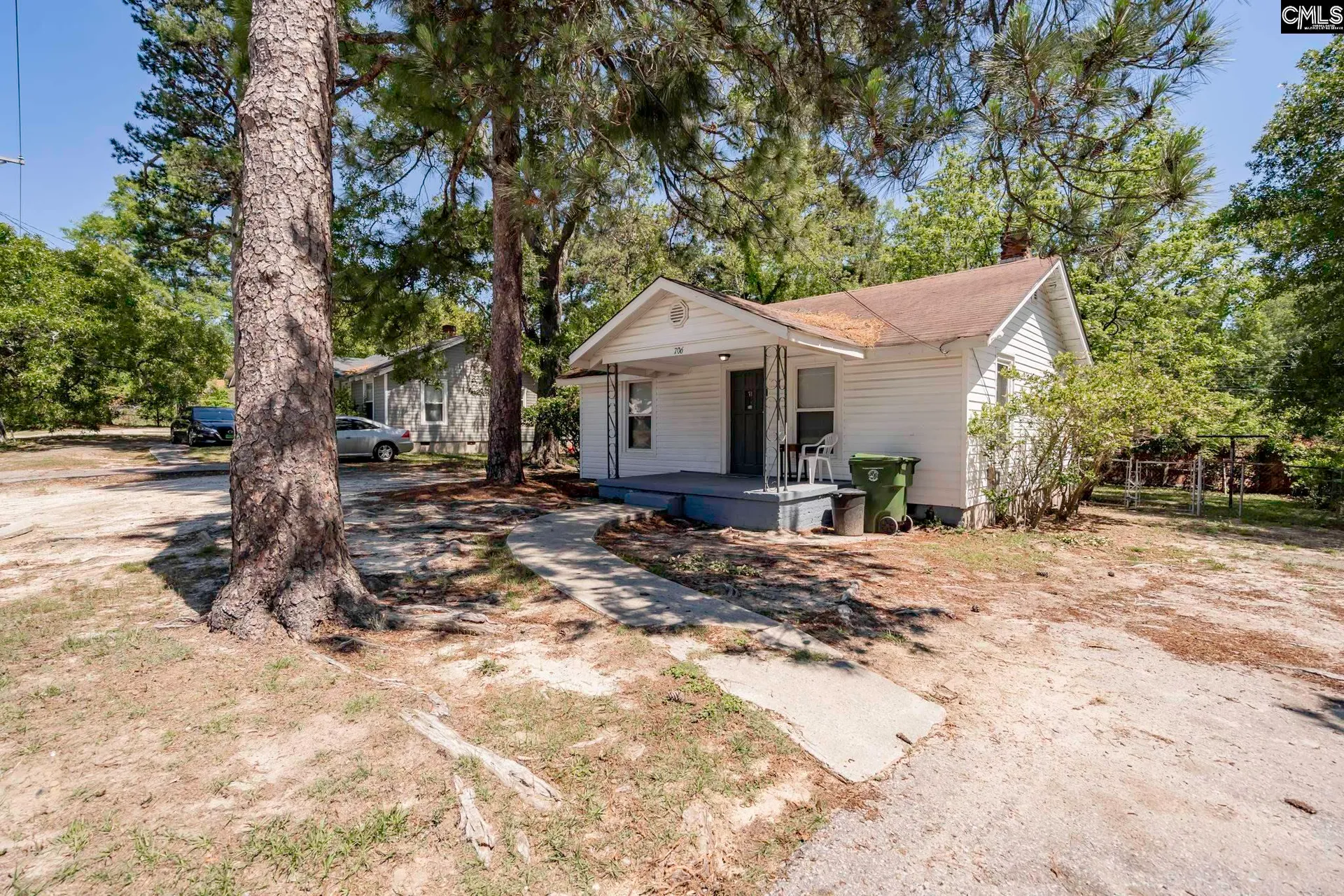 Property image 3 at 630 Oakland Avenue, Columbia, SC 29203