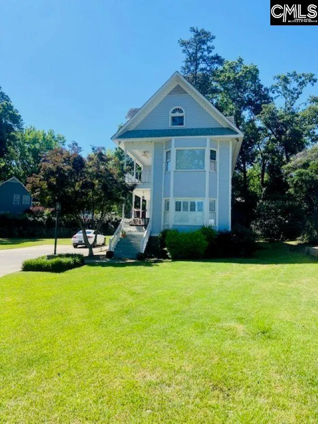 319 Mooring Lane