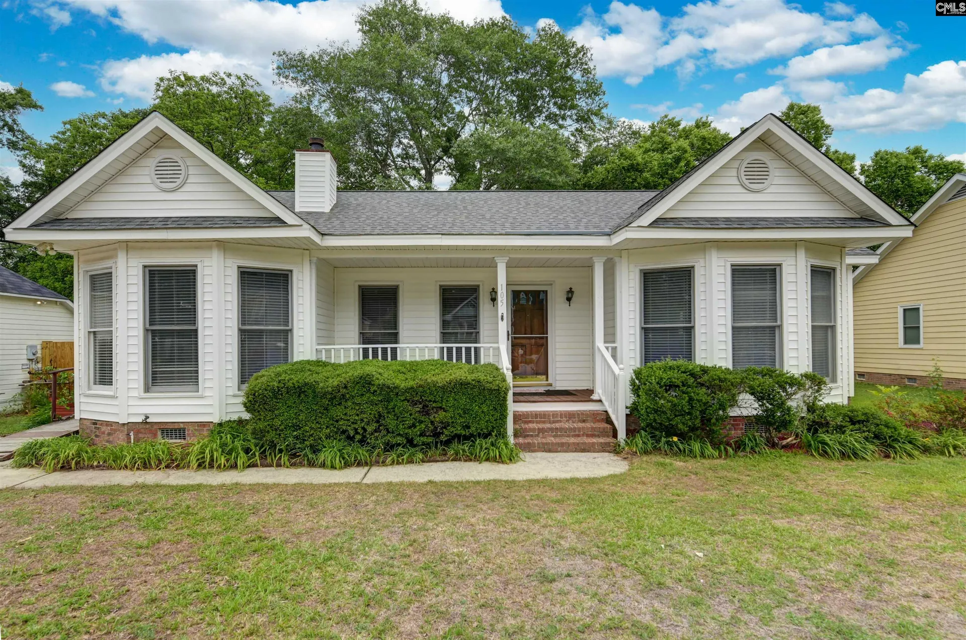 Golden Pond, Lexington Community