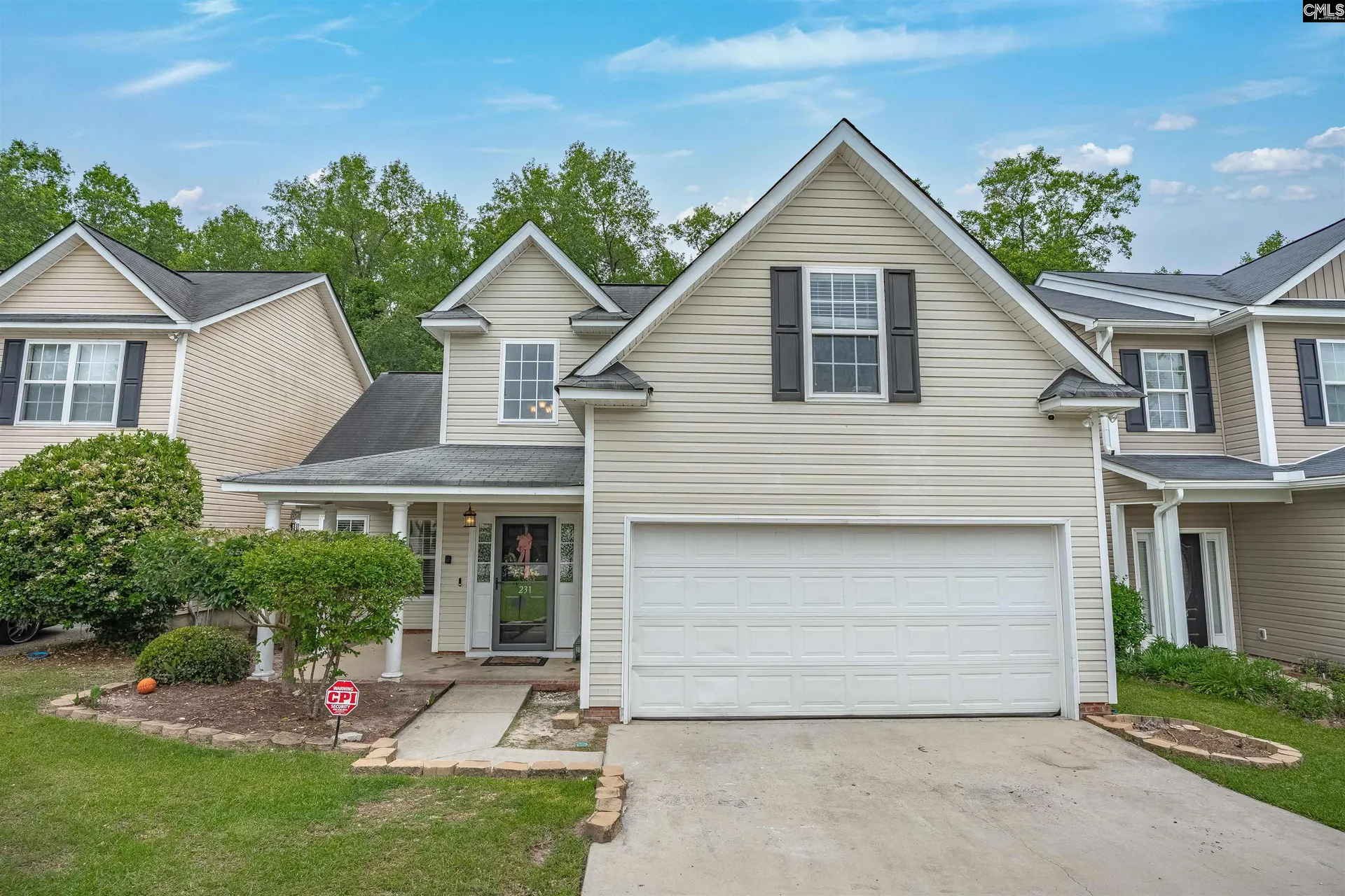 Cinnamon Hills, Lexington Community
