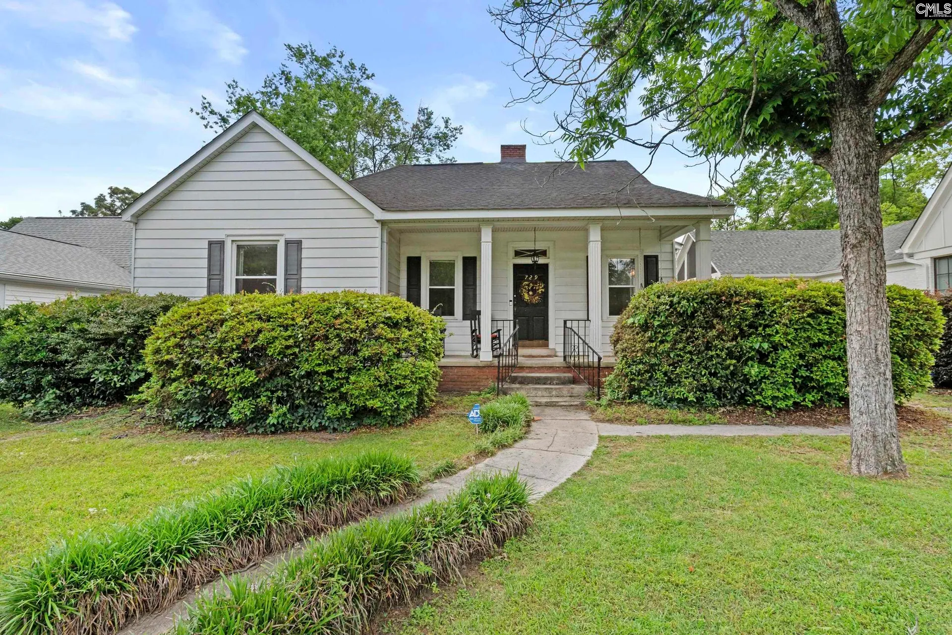 The Avenues, Cayce Community