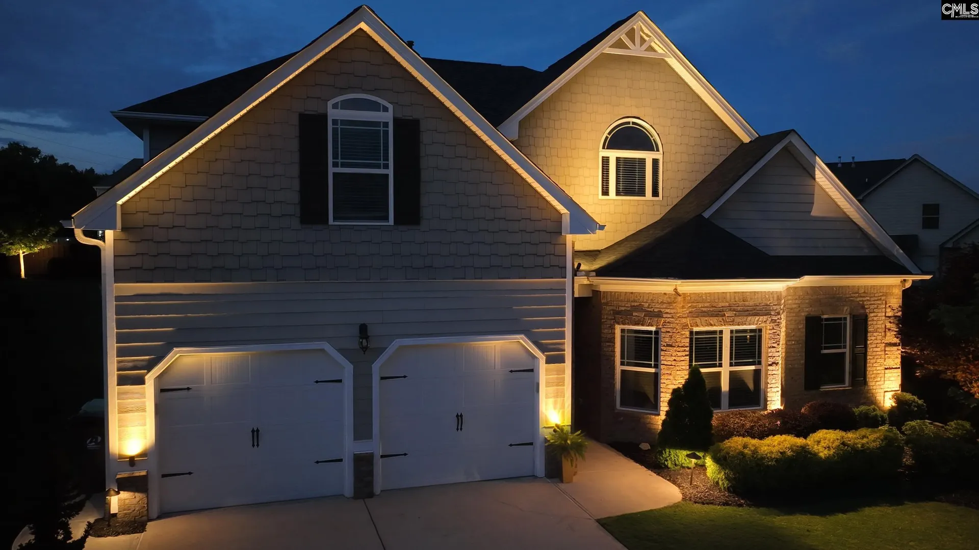 Village Green Estates, Lexington Community