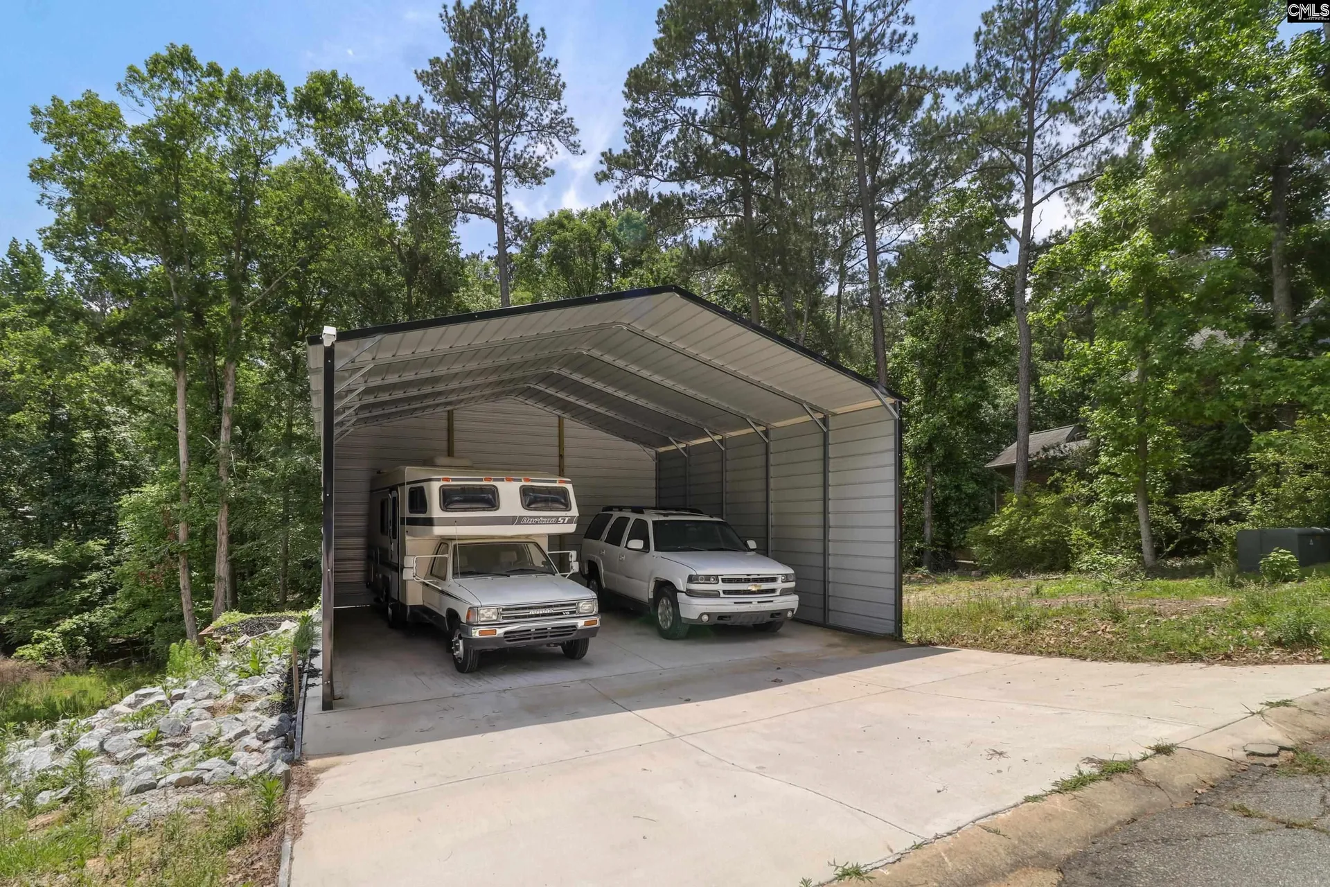 Property image 4 at 336 Lake Front Drive, Columbia, SC 29212-2425