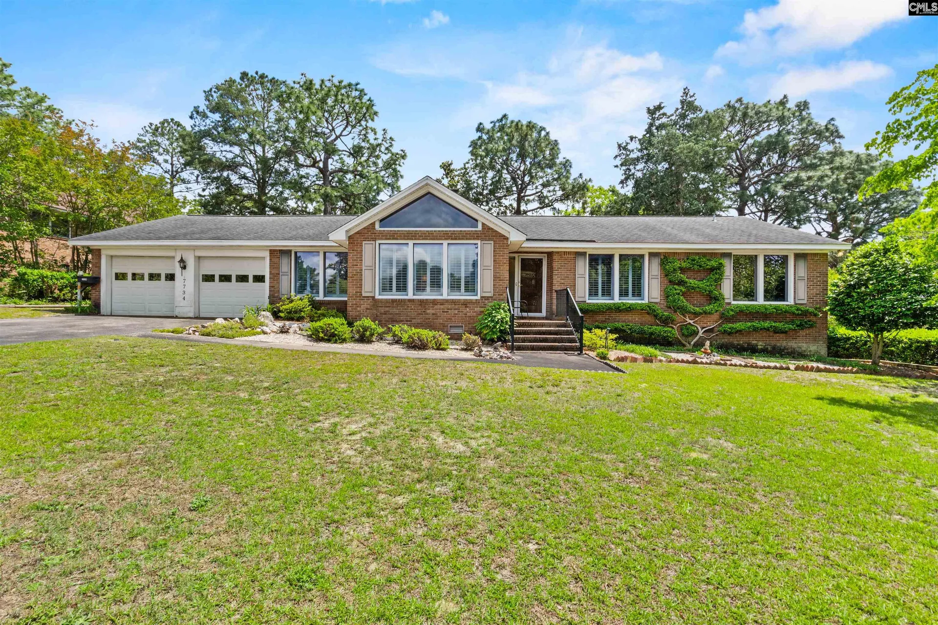 7734 Hunt Club Road