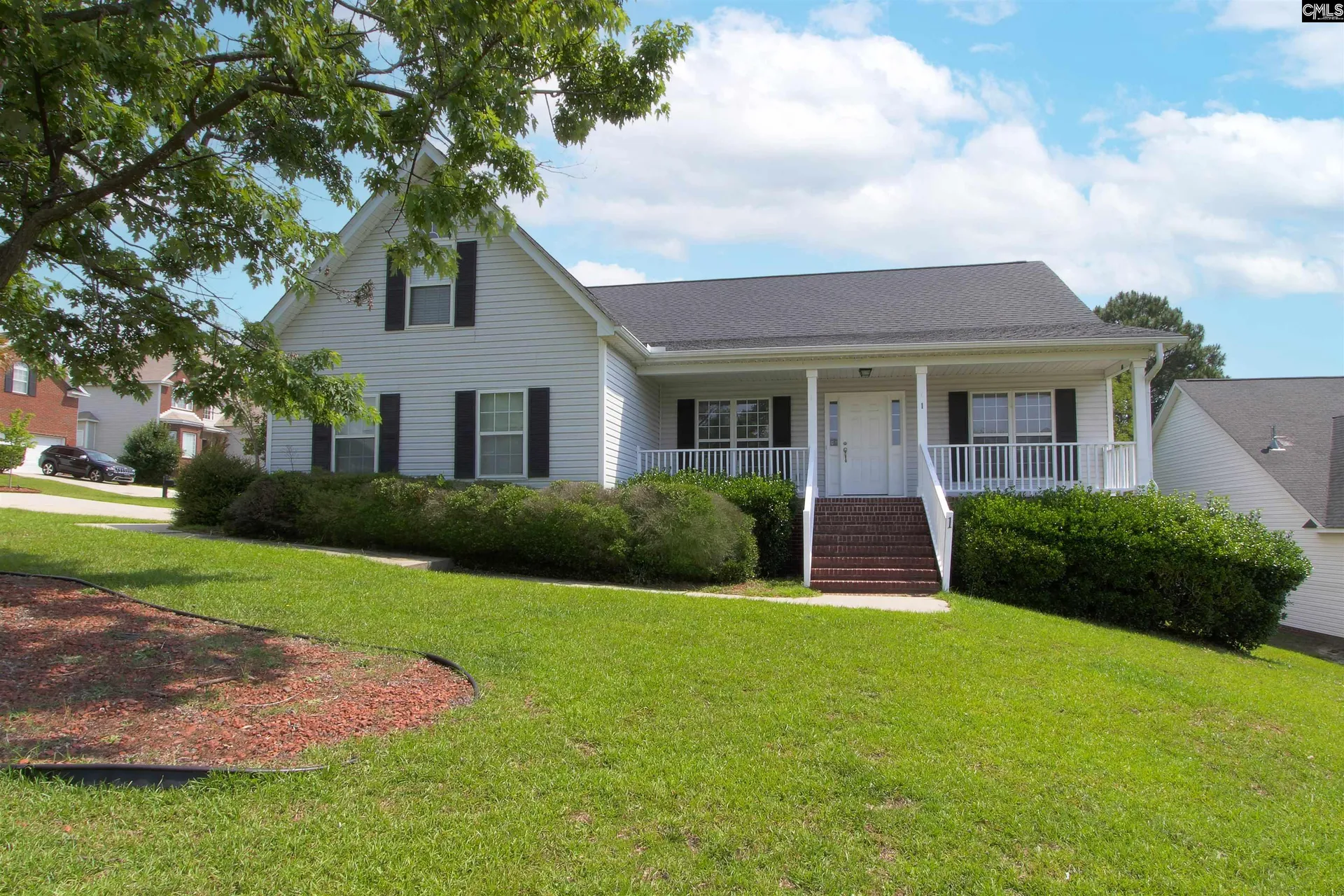 Winchester, Columbia Community