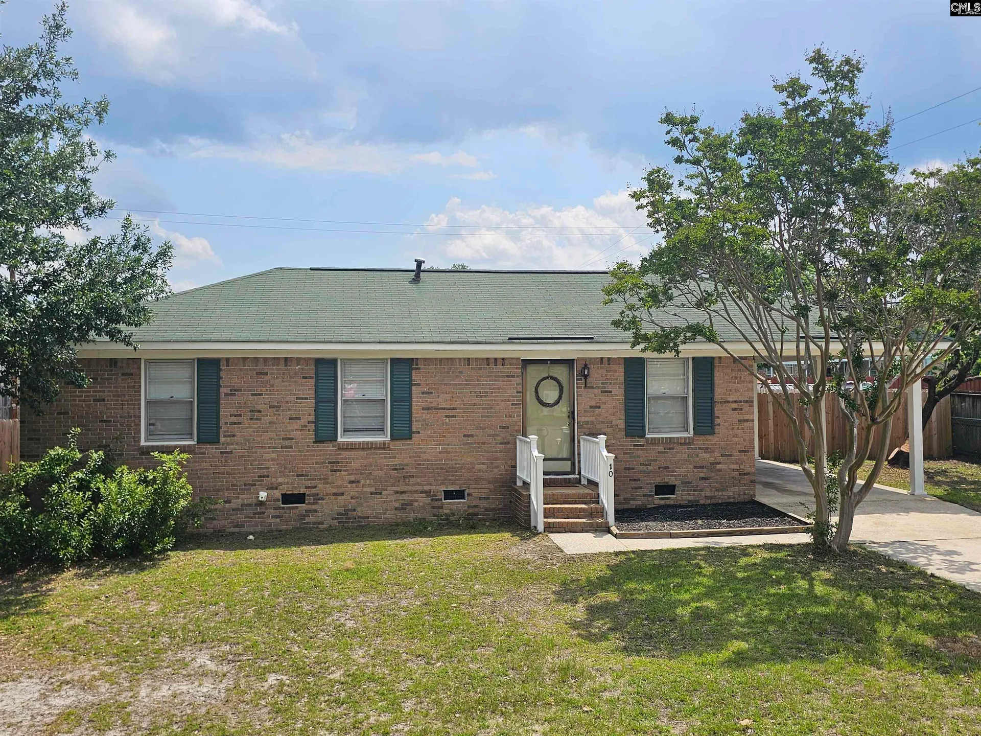 Oak Grove Estates, Lexington Community