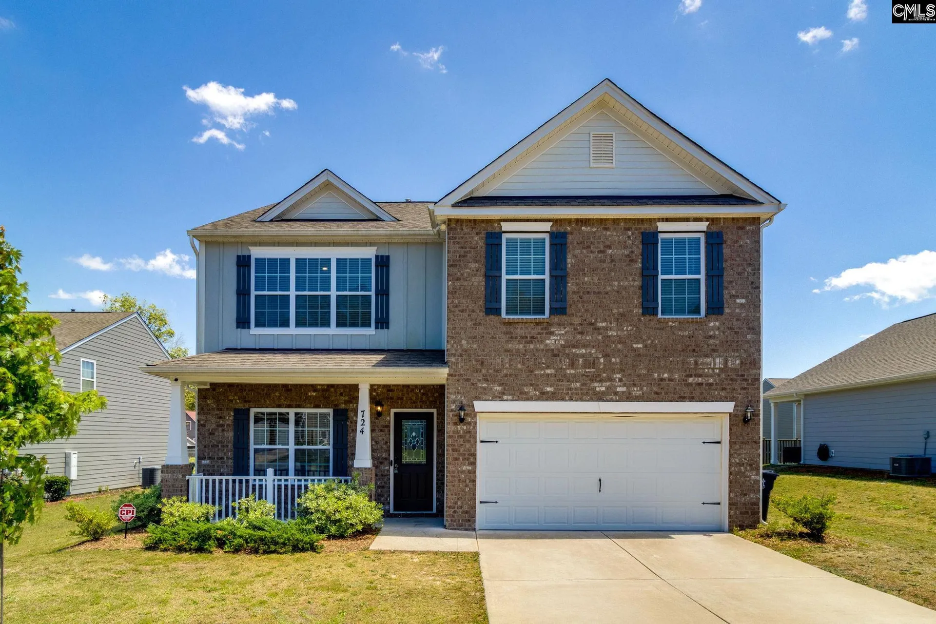 Edgewood, Lexington Community