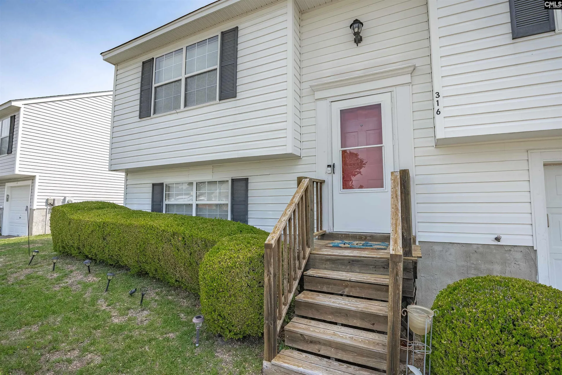 Property image 2 at 316 Oakbrook Village Road, Columbia, SC 29223