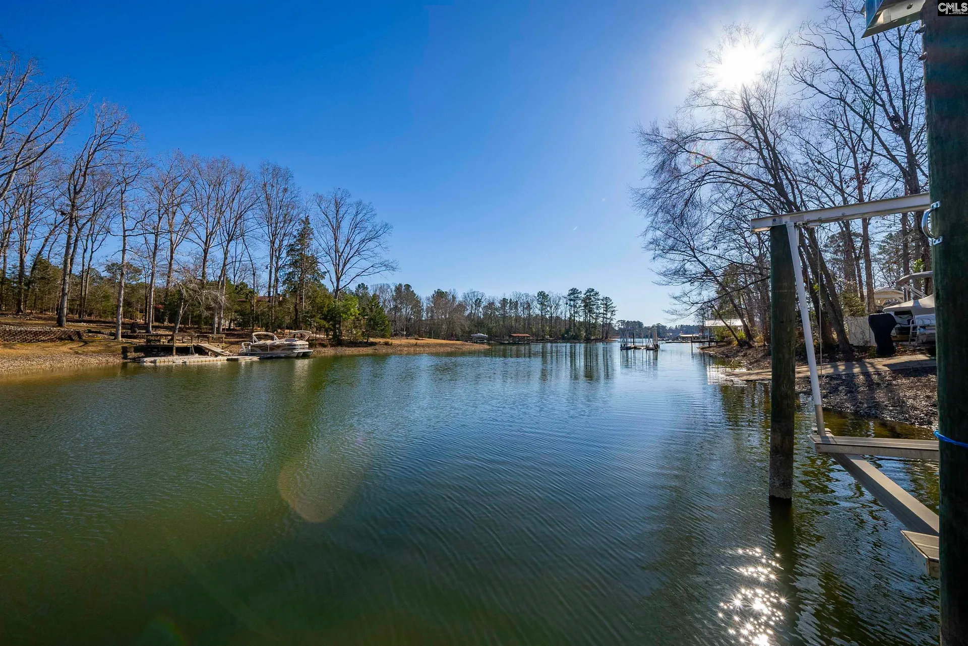 131 Arrow Shores Circle