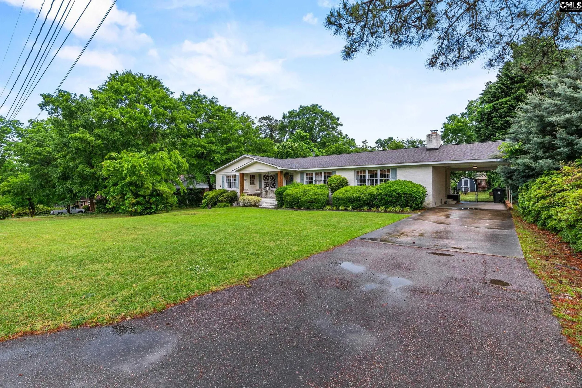Property image 3 at 300 Wessinger Drive, Lexington, SC 29072